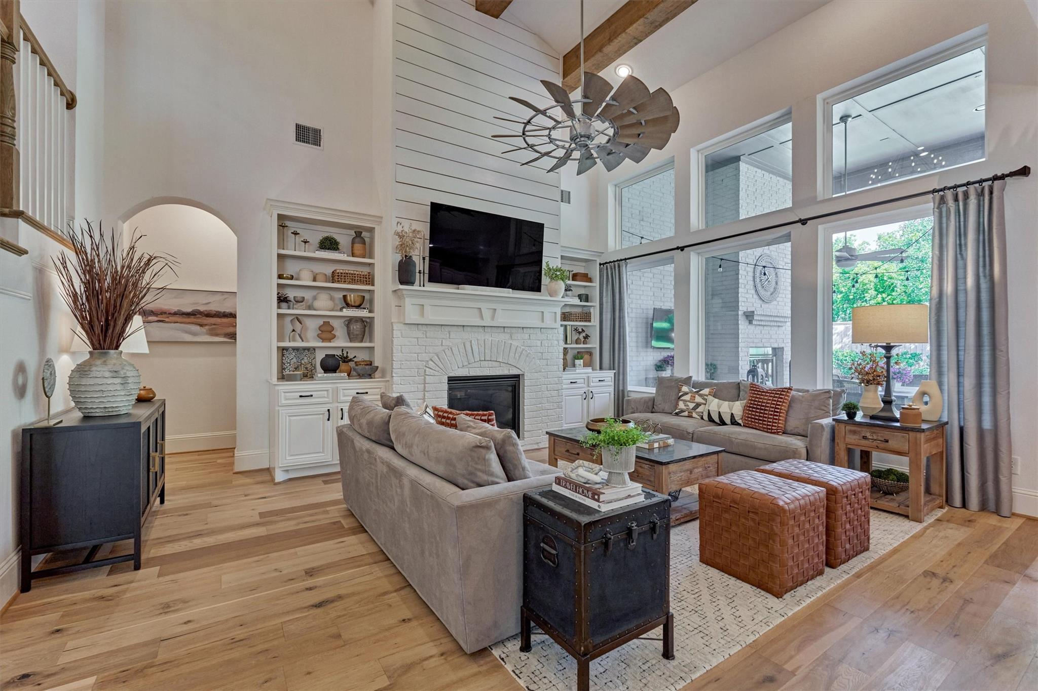 87 W Sawyer Ridge Drive