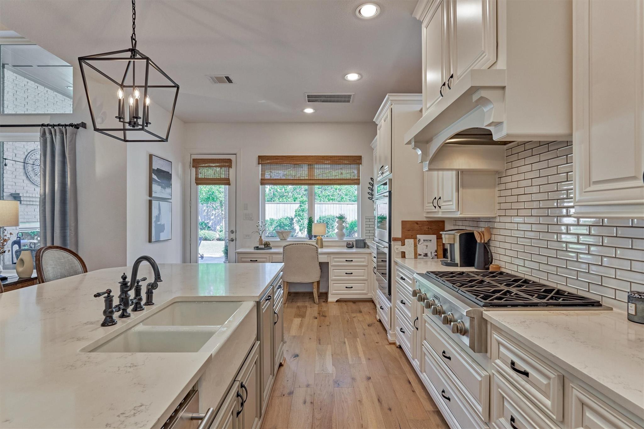 87 W Sawyer Ridge Drive