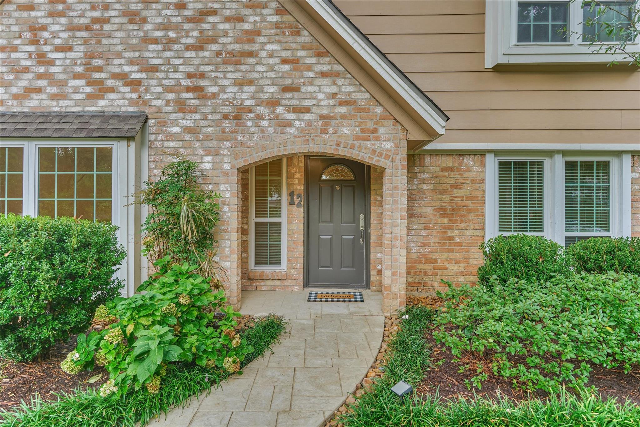 12 Thimbleberry Court