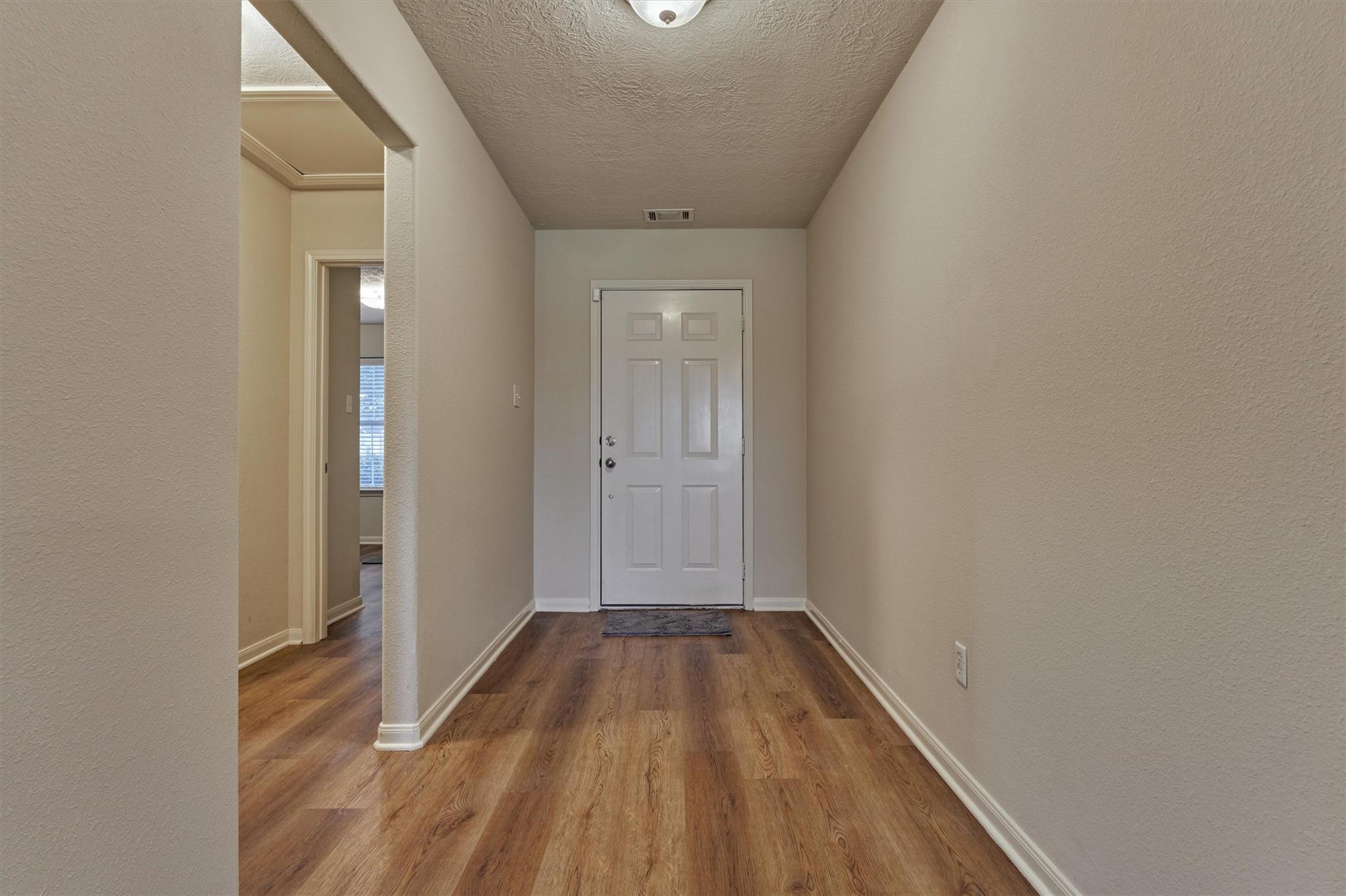 4926 Comal River Loop