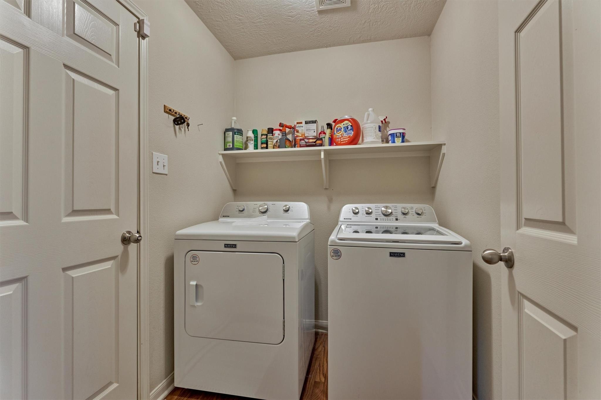 4926 Comal River Loop