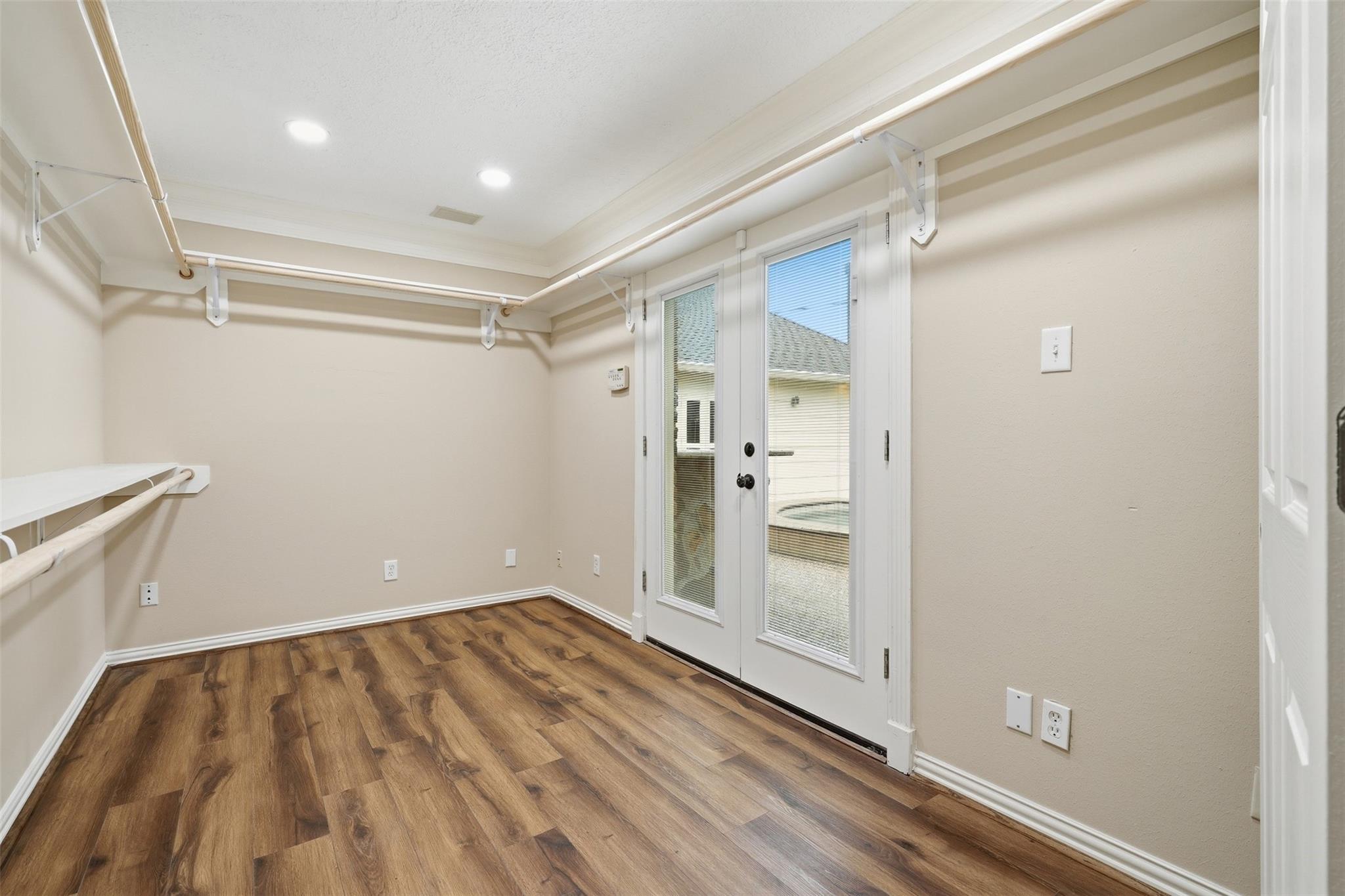 8310 Mentmore Drive