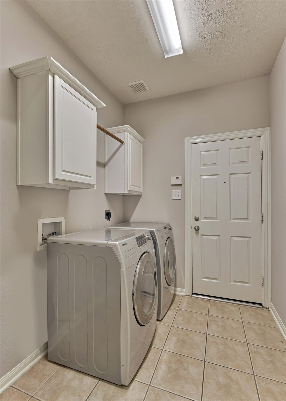7 Raindance Court
