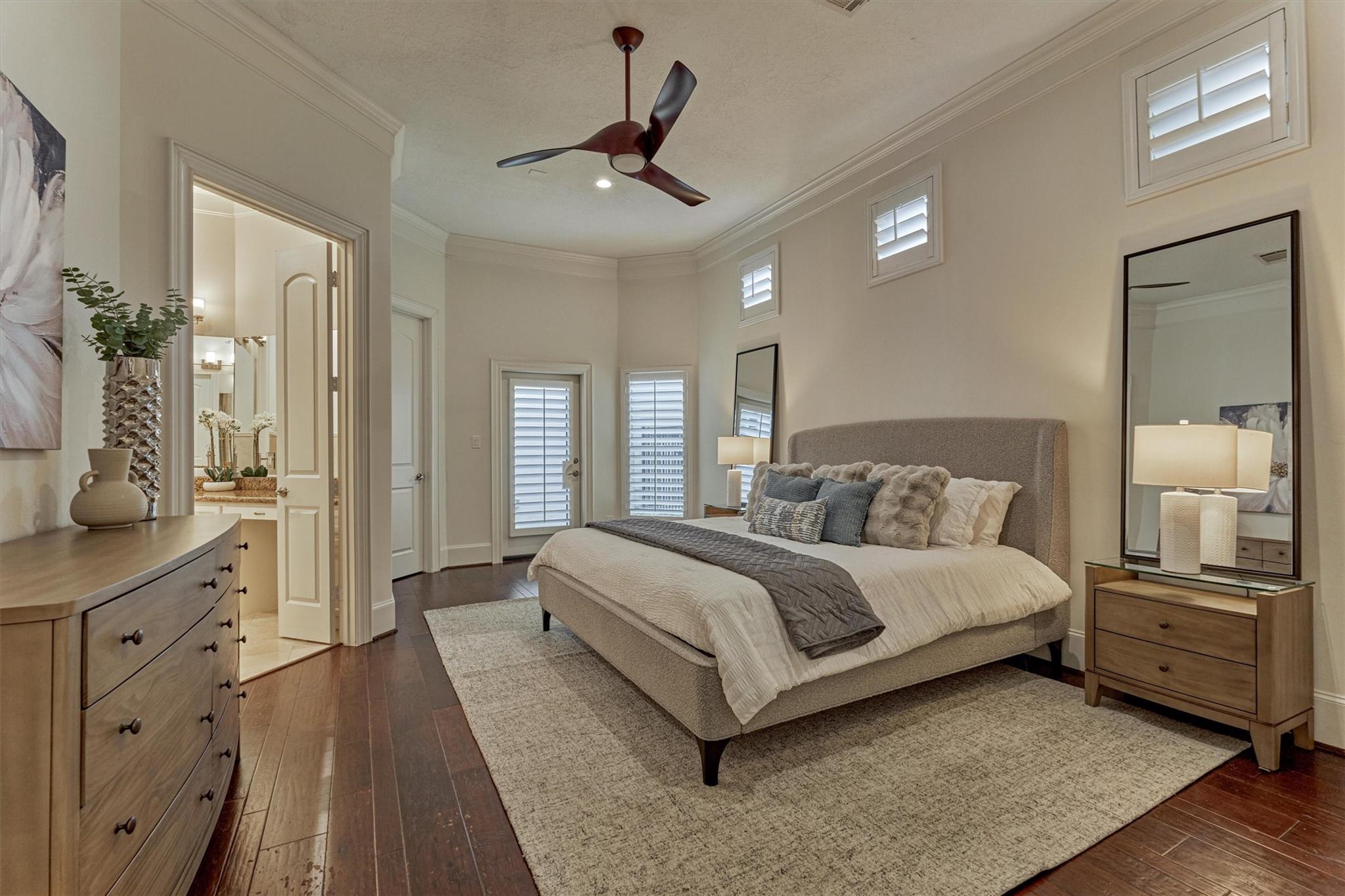 11 Olmstead Row