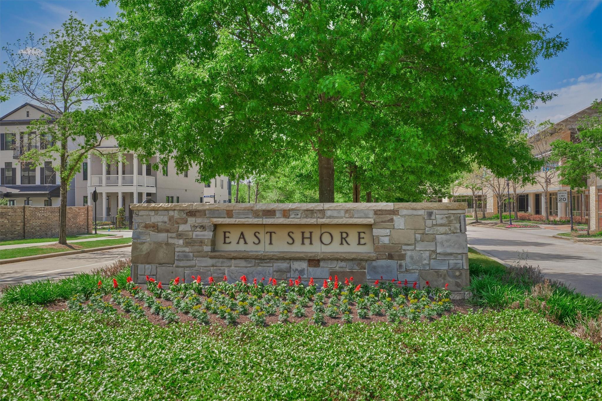 11 Olmstead Row