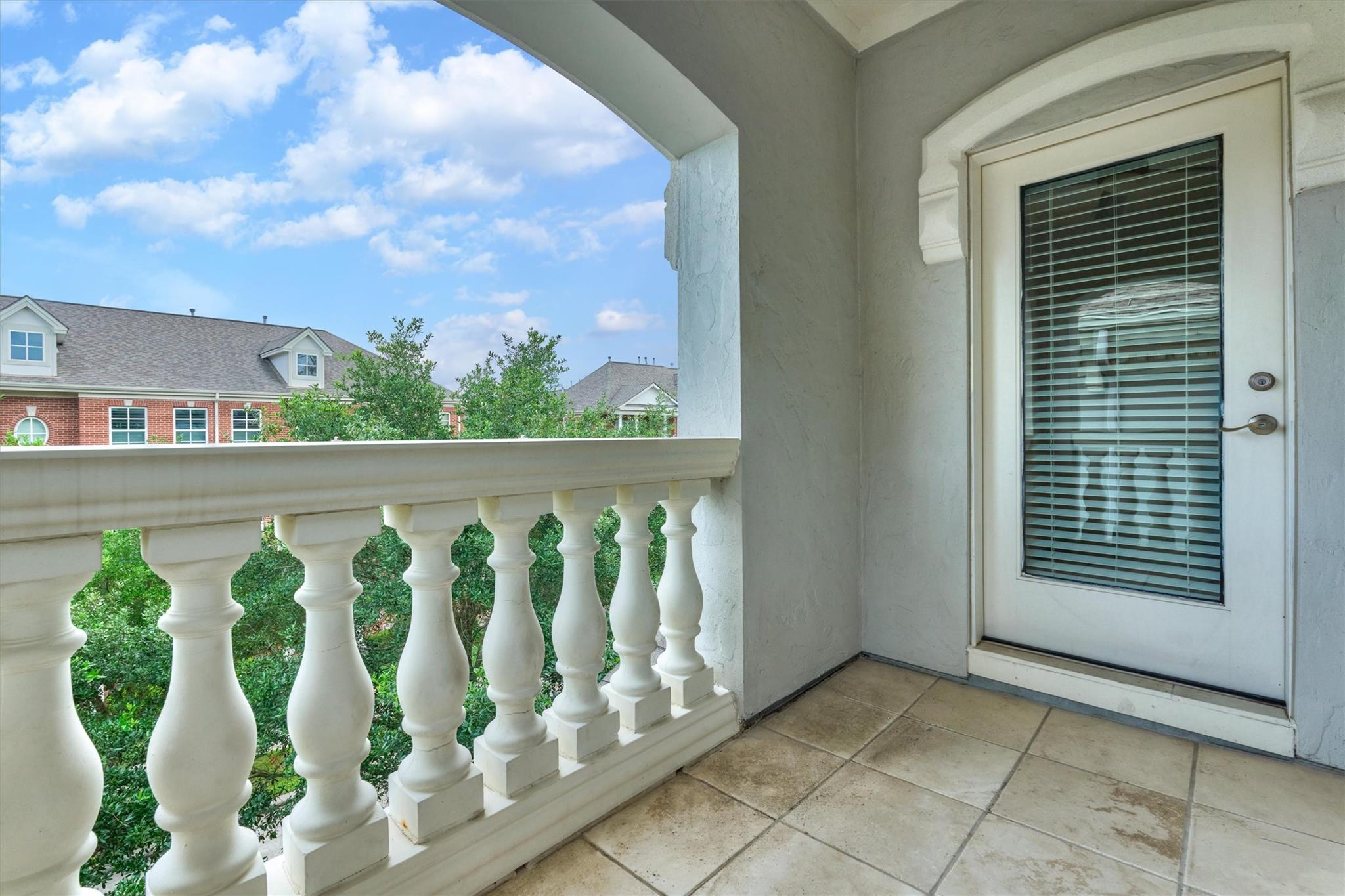 11 Olmstead Row