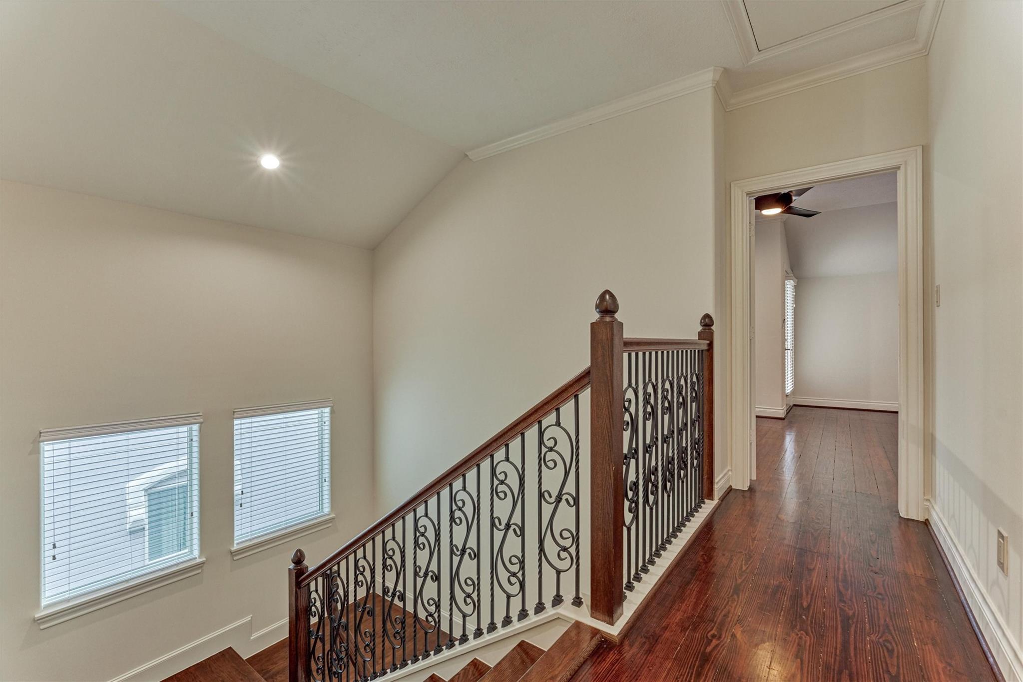 11 Olmstead Row