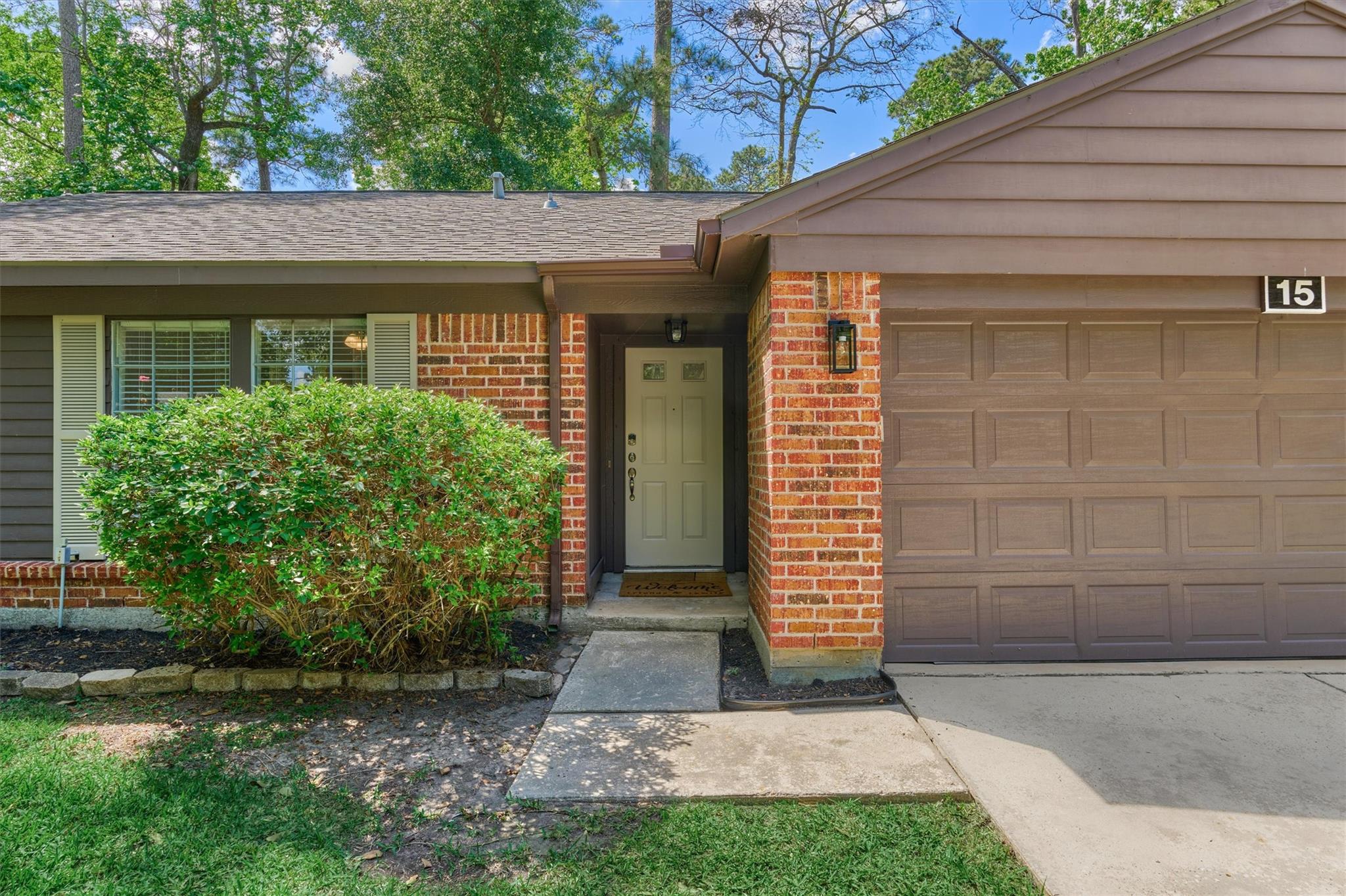 15 Still Glen Court