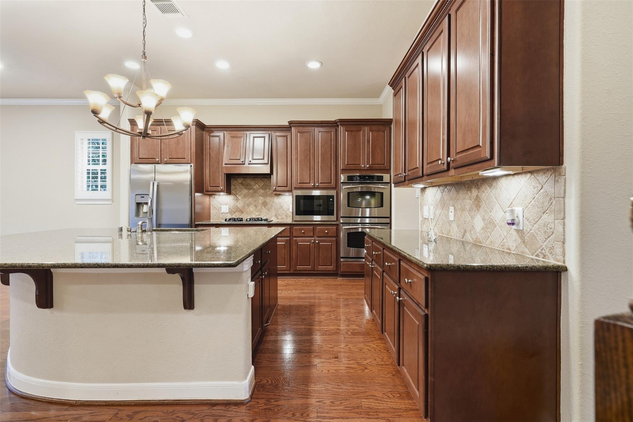 39 Islewood Boulevard E
