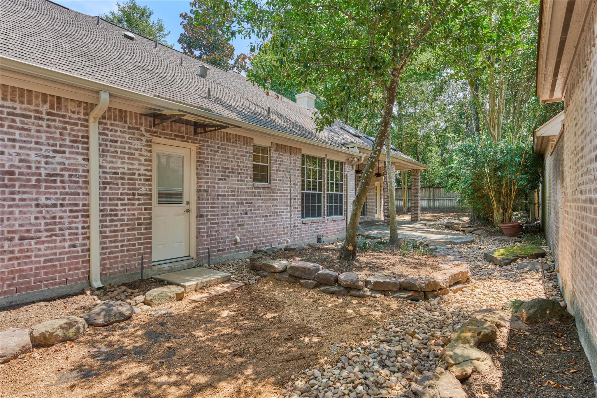 74 S Castlegreen Circle