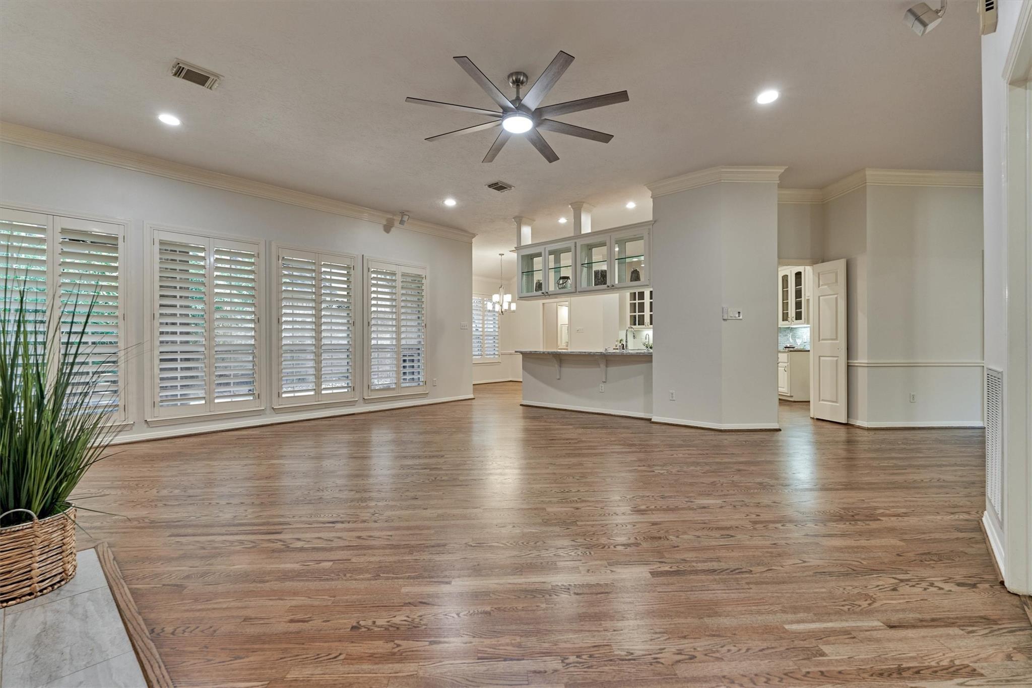 74 S Castlegreen Circle