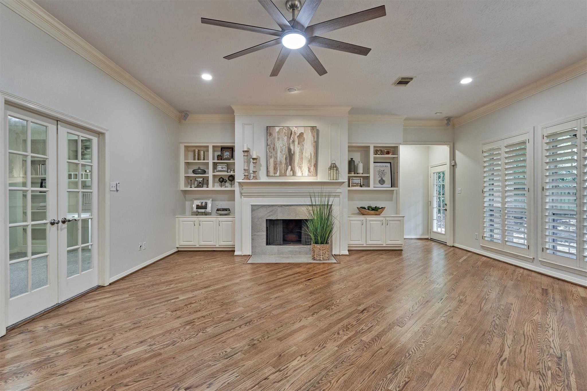 74 S Castlegreen Circle