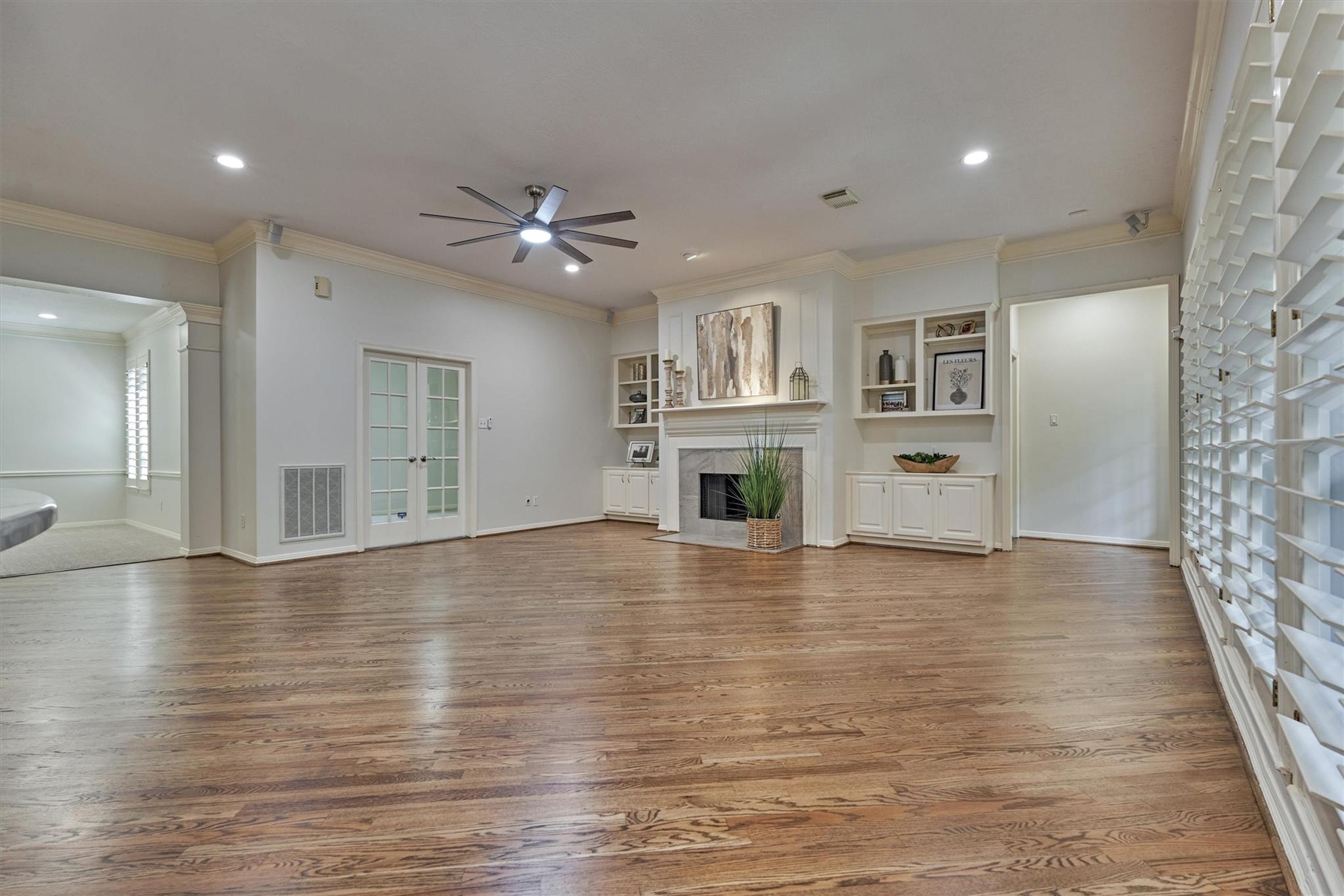 74 S Castlegreen Circle
