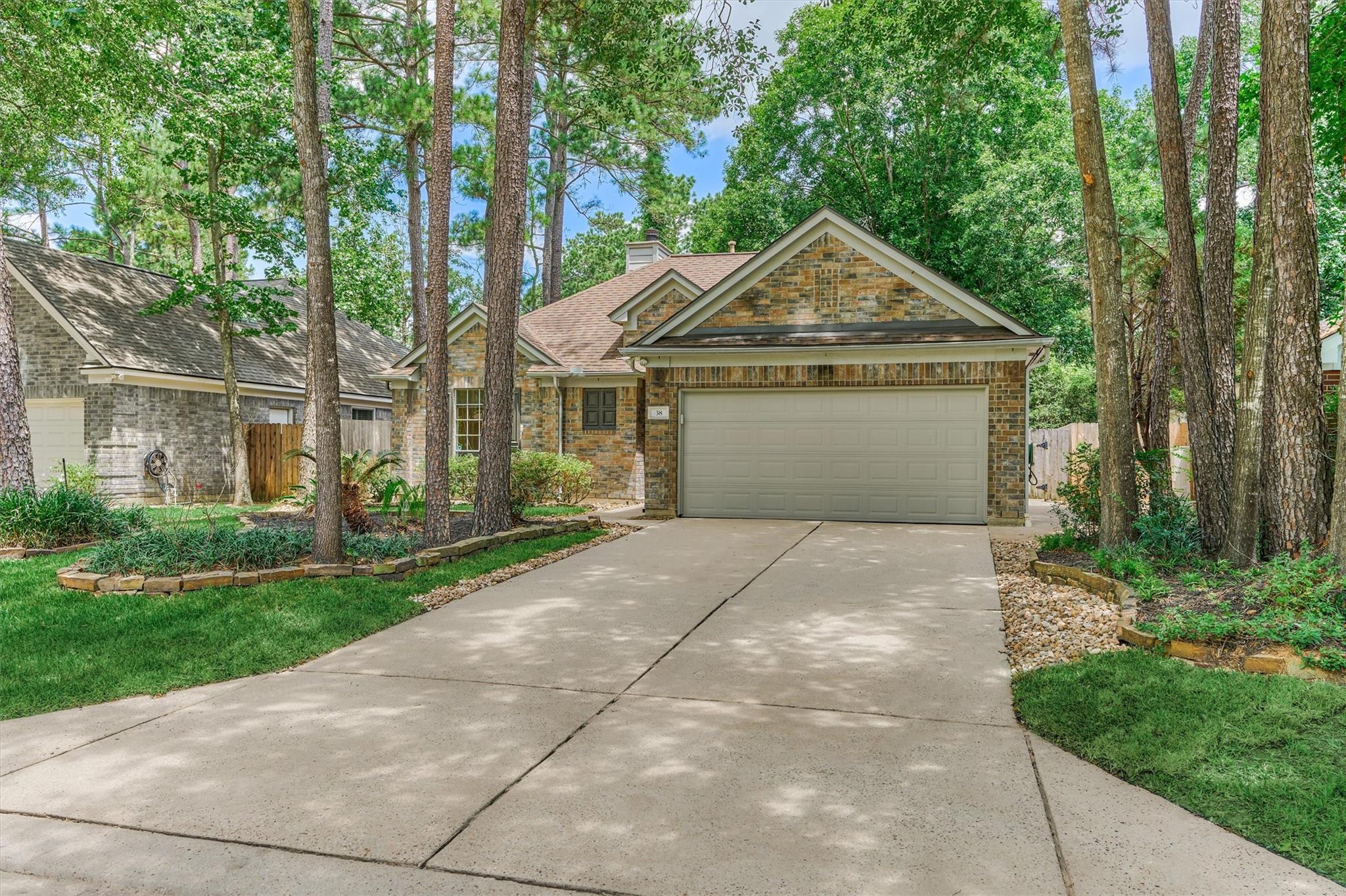 38 Tranquil Glade Place