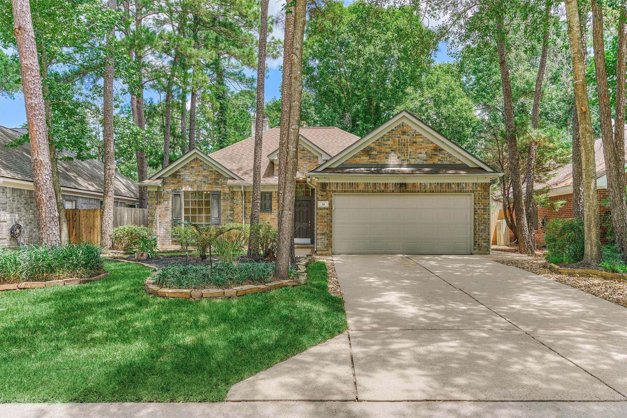 38 Tranquil Glade Place