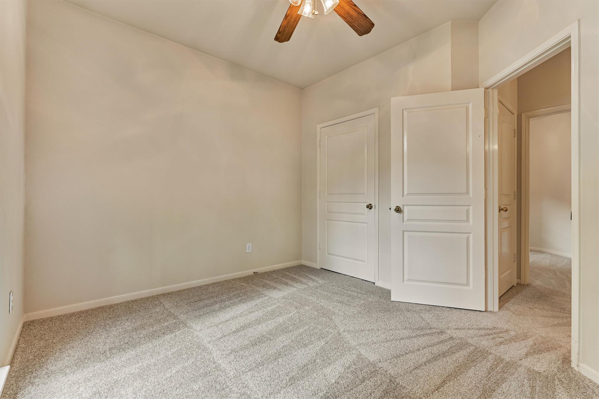 38 Tranquil Glade Place