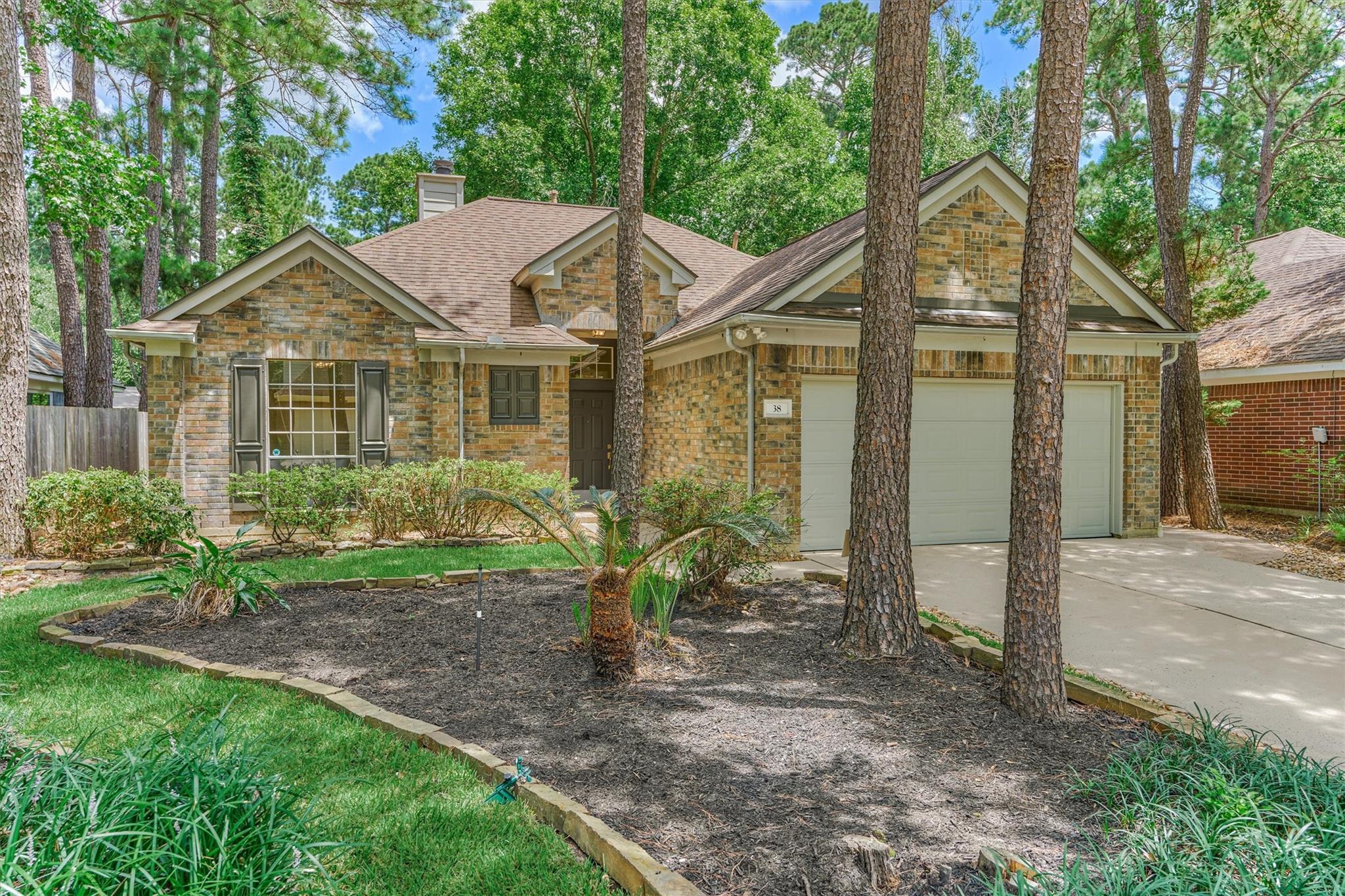 38 Tranquil Glade Place