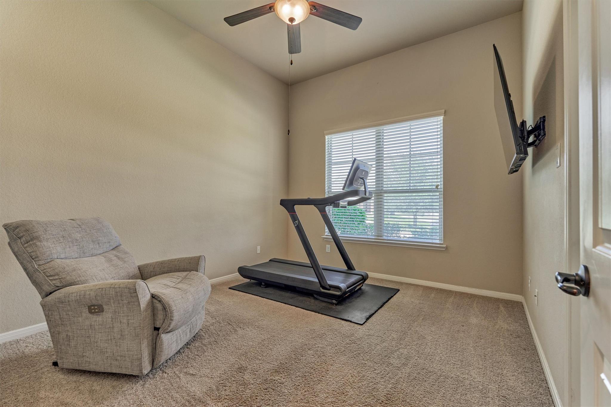 21007 Courtly Manner Court