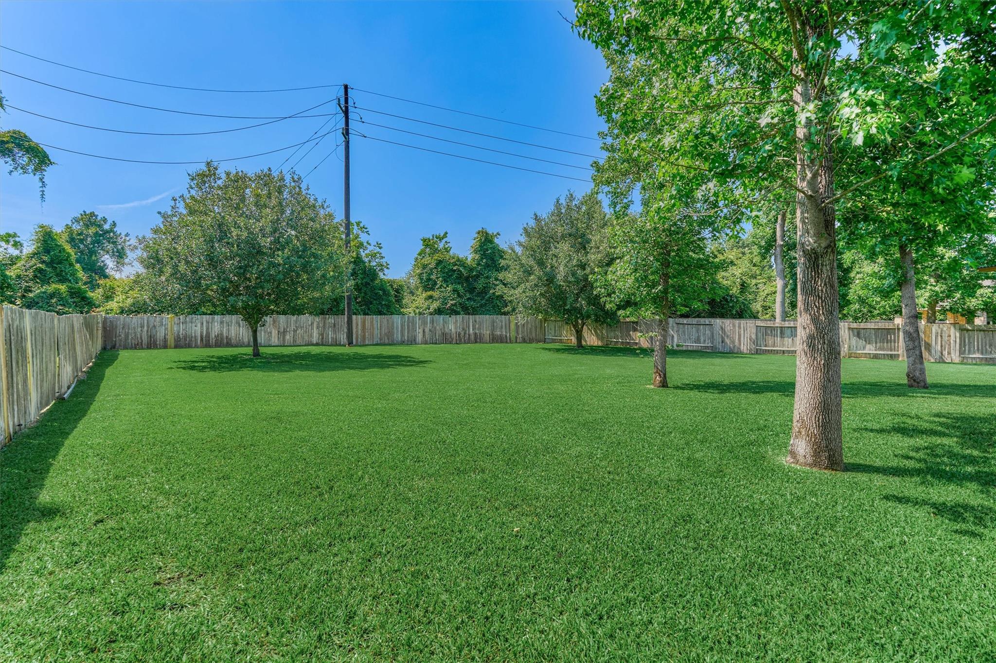 21007 Courtly Manner Court
