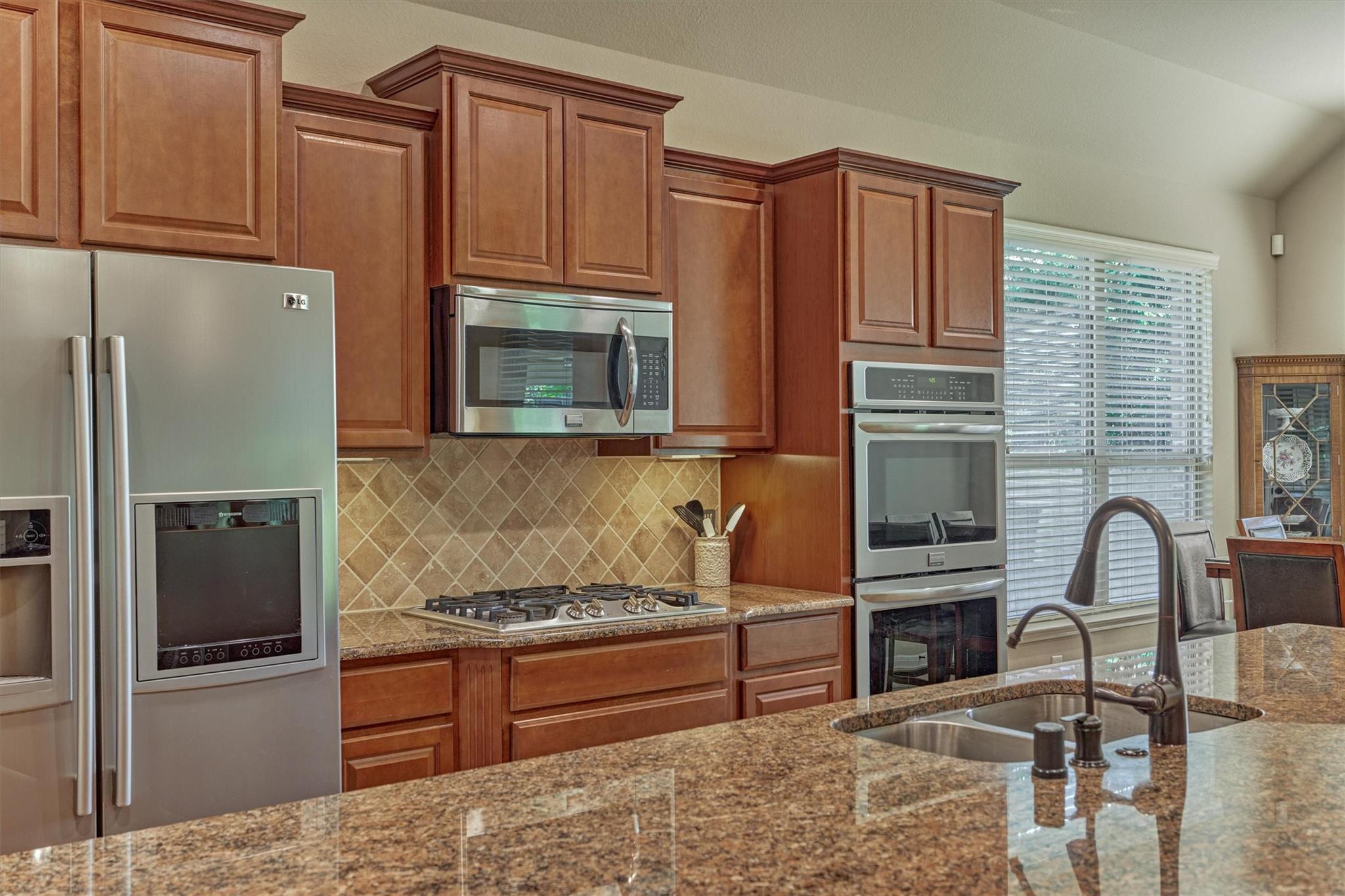 21007 Courtly Manner Court