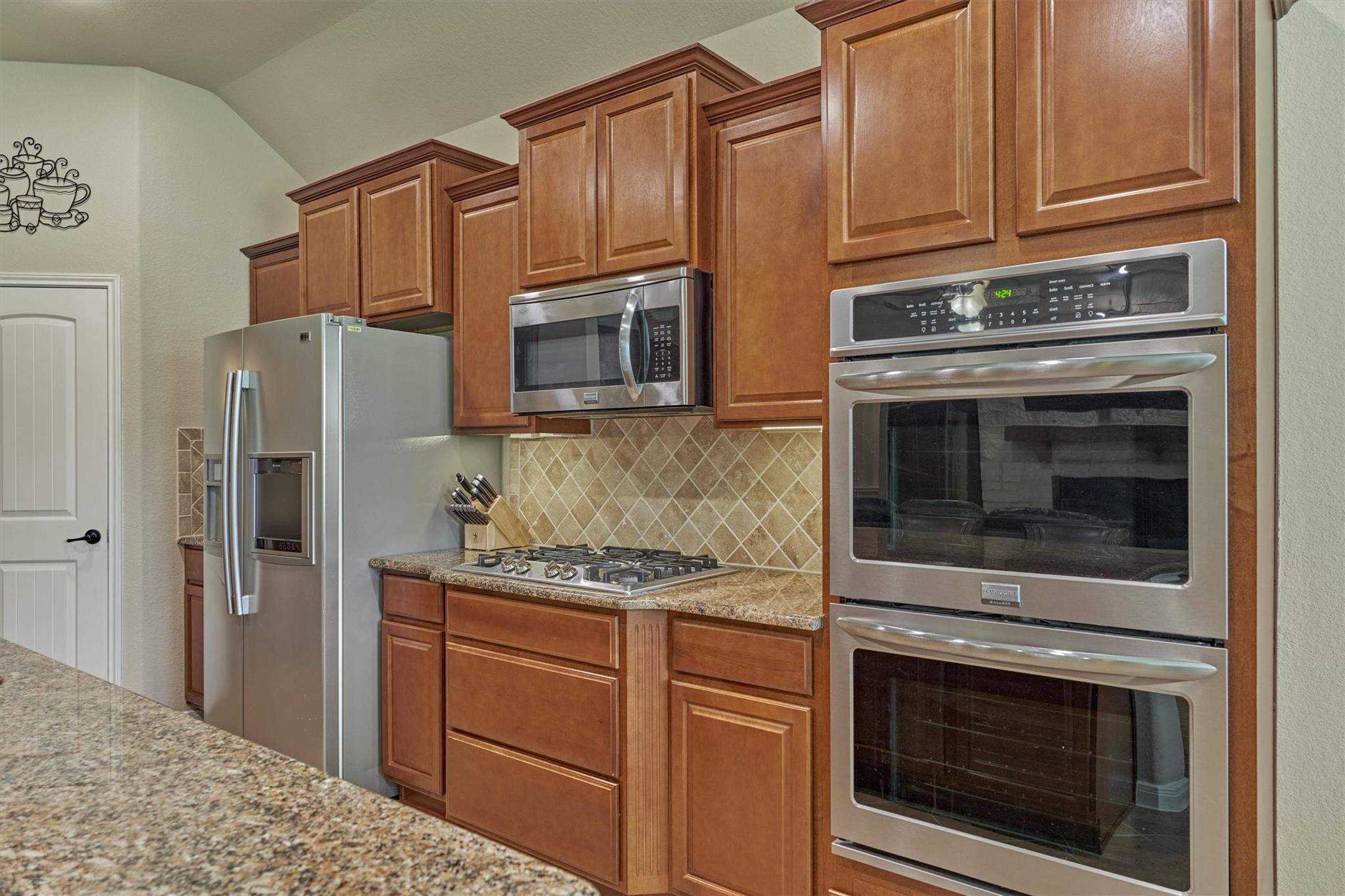 21007 Courtly Manner Court