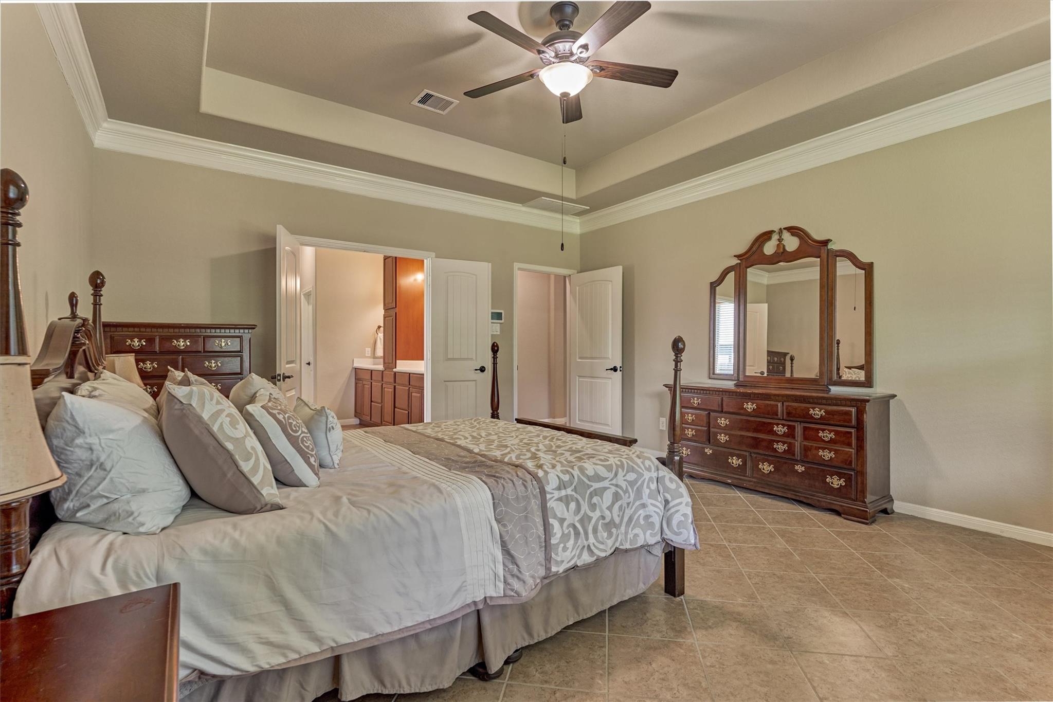 21007 Courtly Manner Court