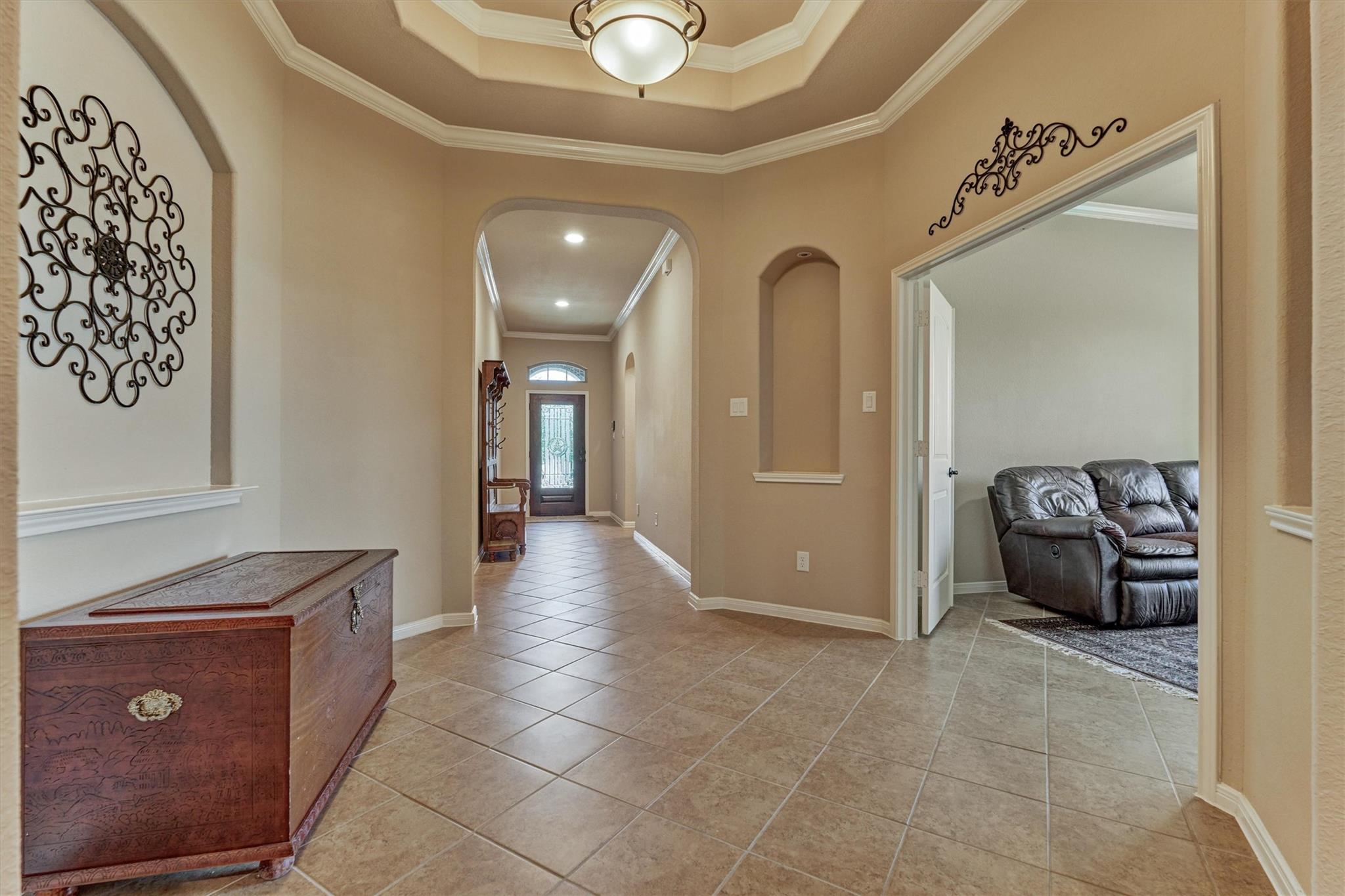 21007 Courtly Manner Court