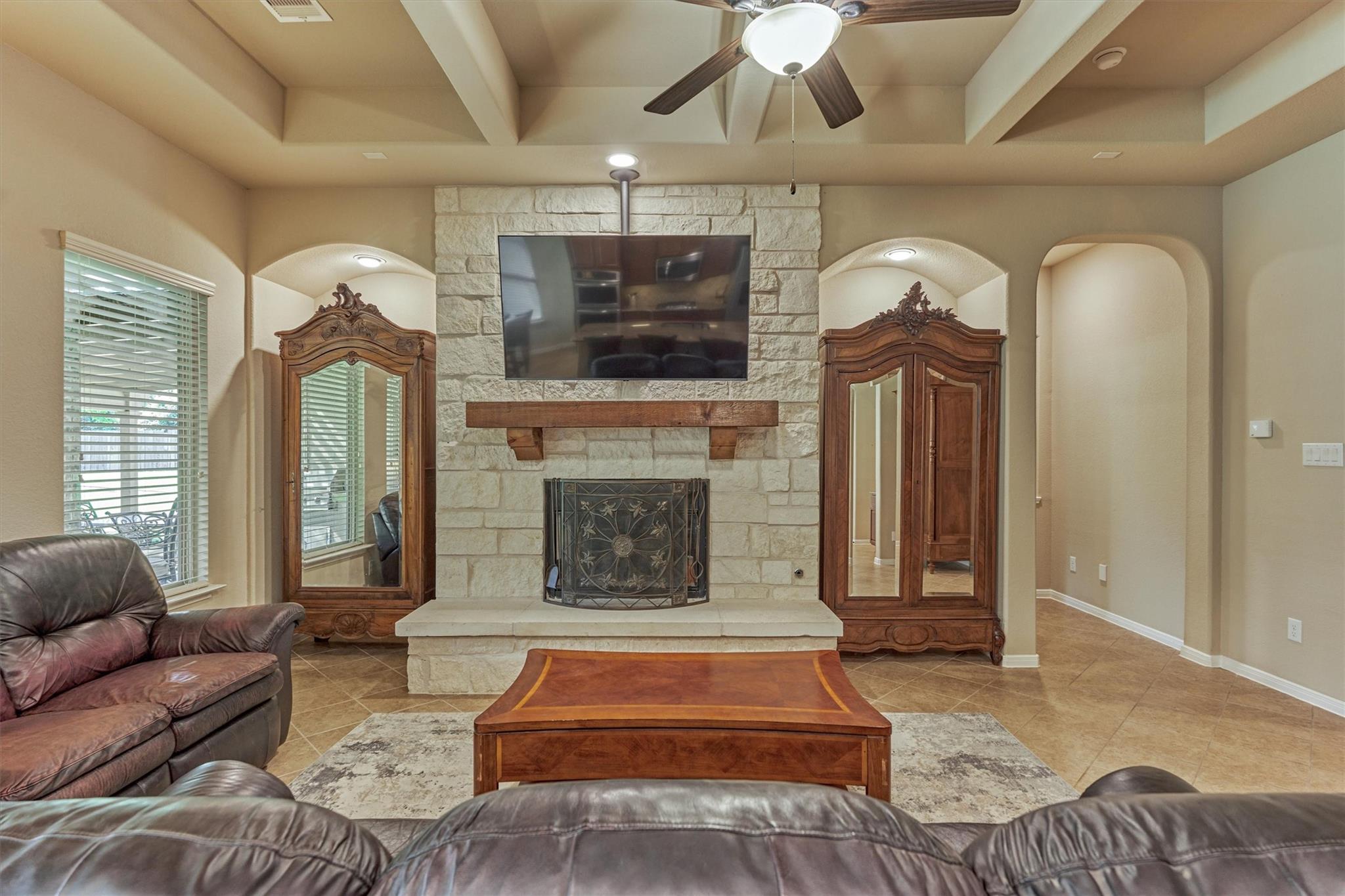 21007 Courtly Manner Court