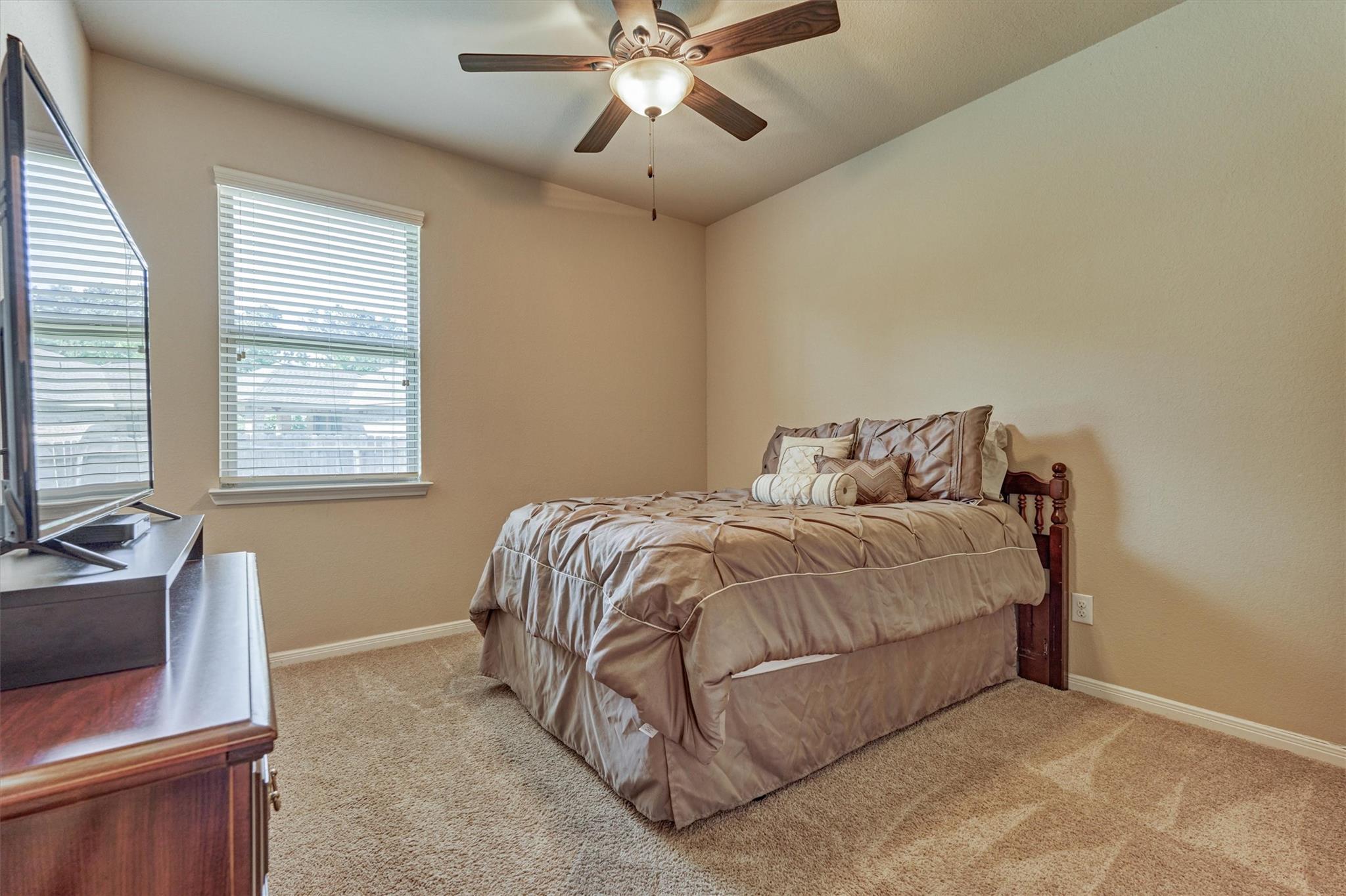 21007 Courtly Manner Court