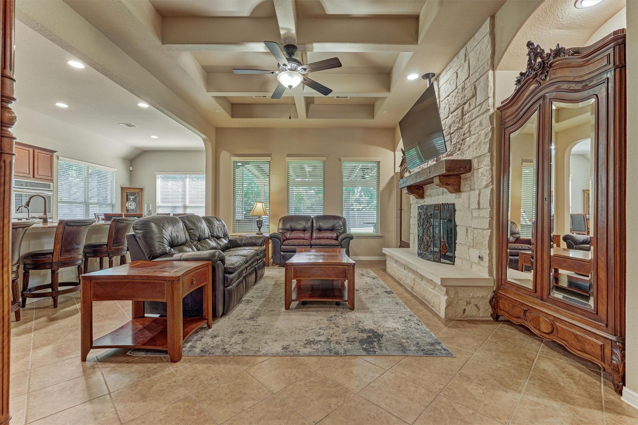 21007 Courtly Manner Court