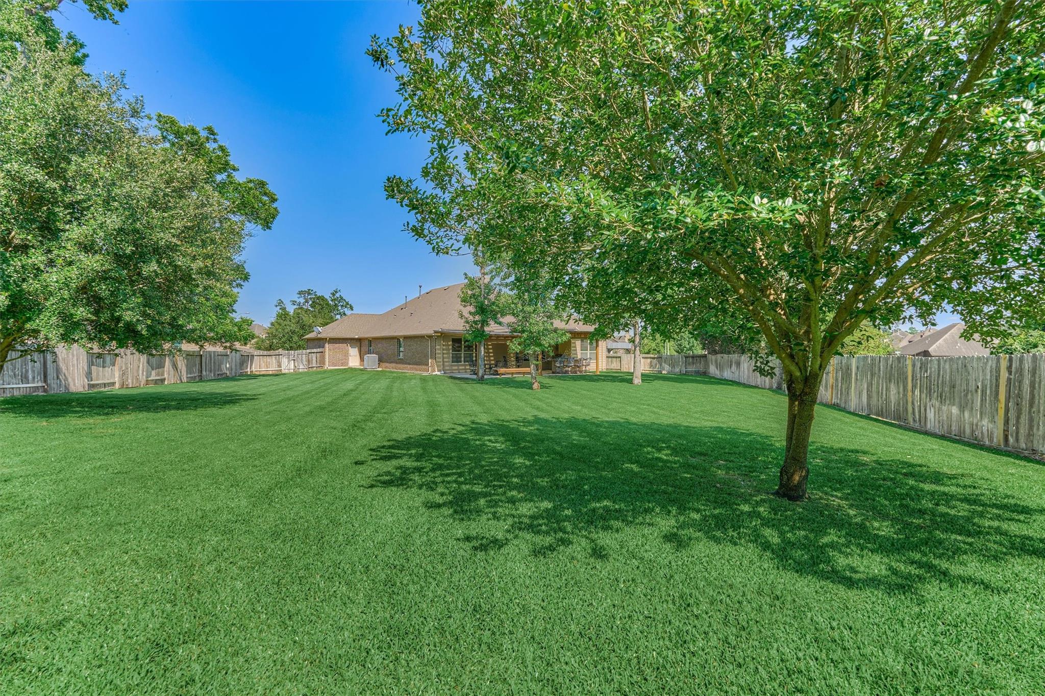 21007 Courtly Manner Court