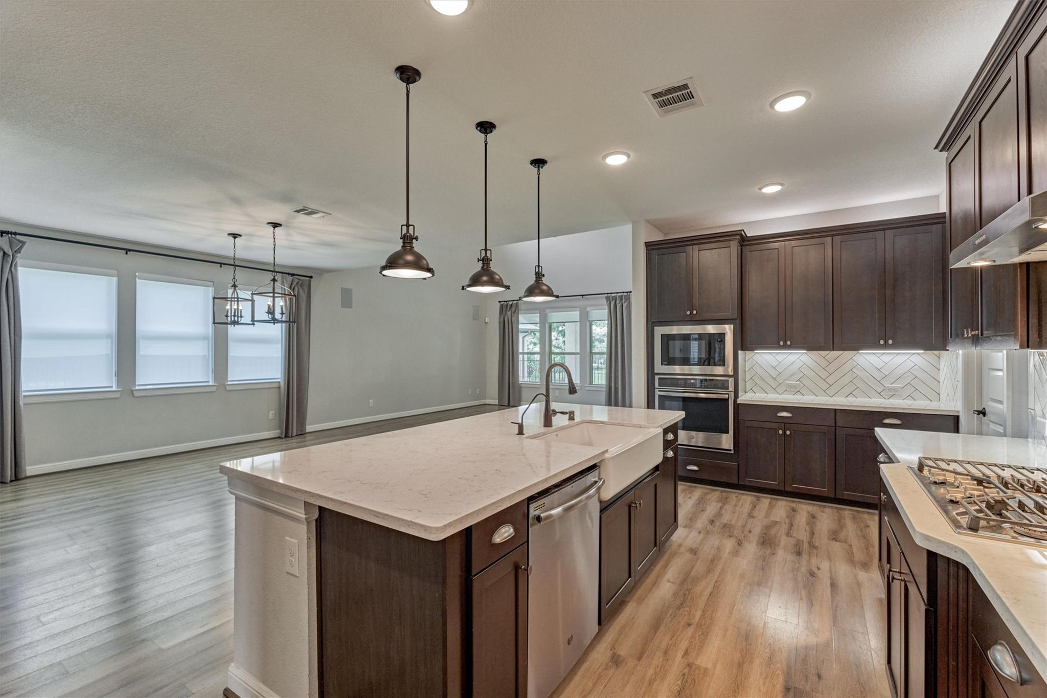 11 Shumard Oak Drive