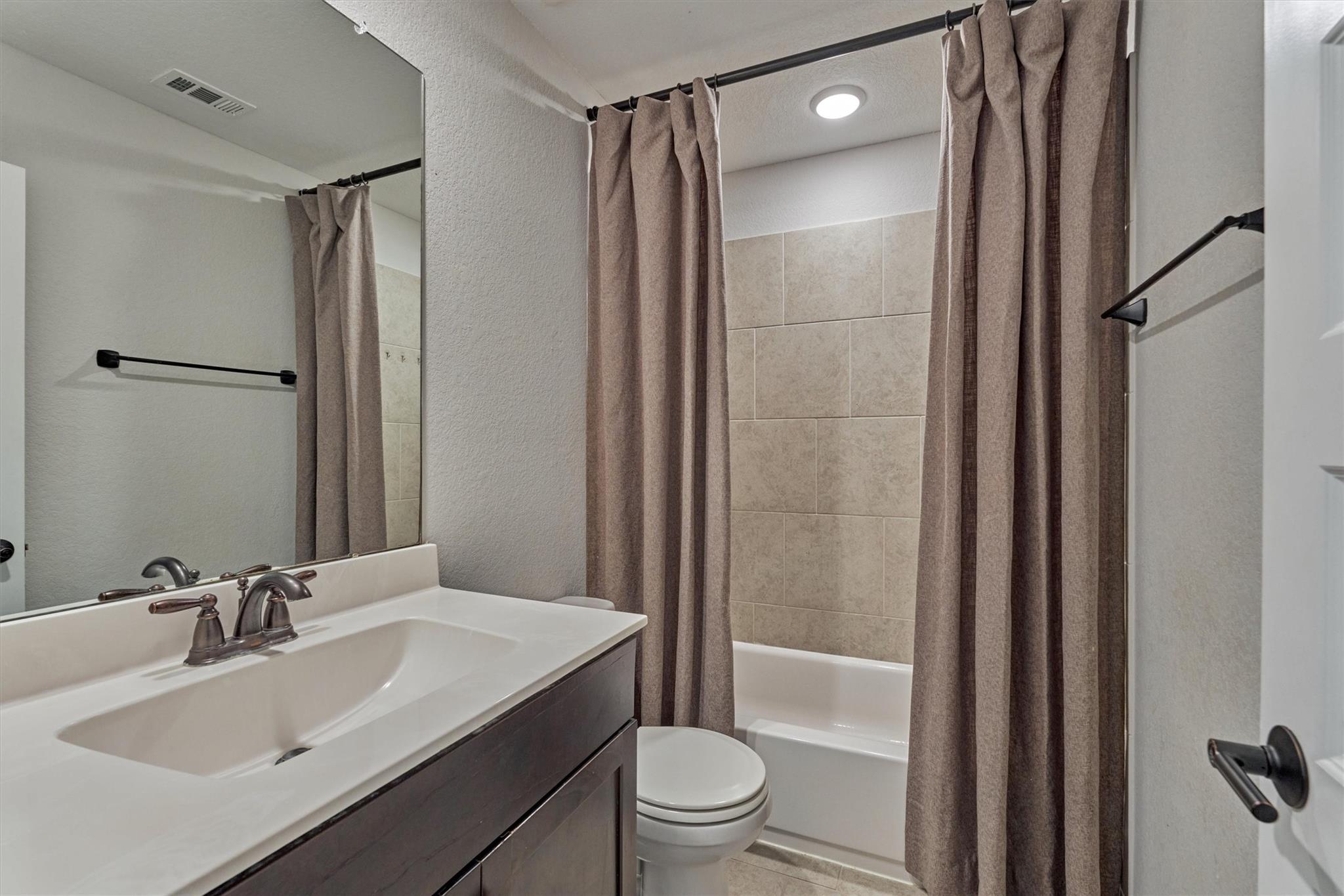 11 Shumard Oak Drive