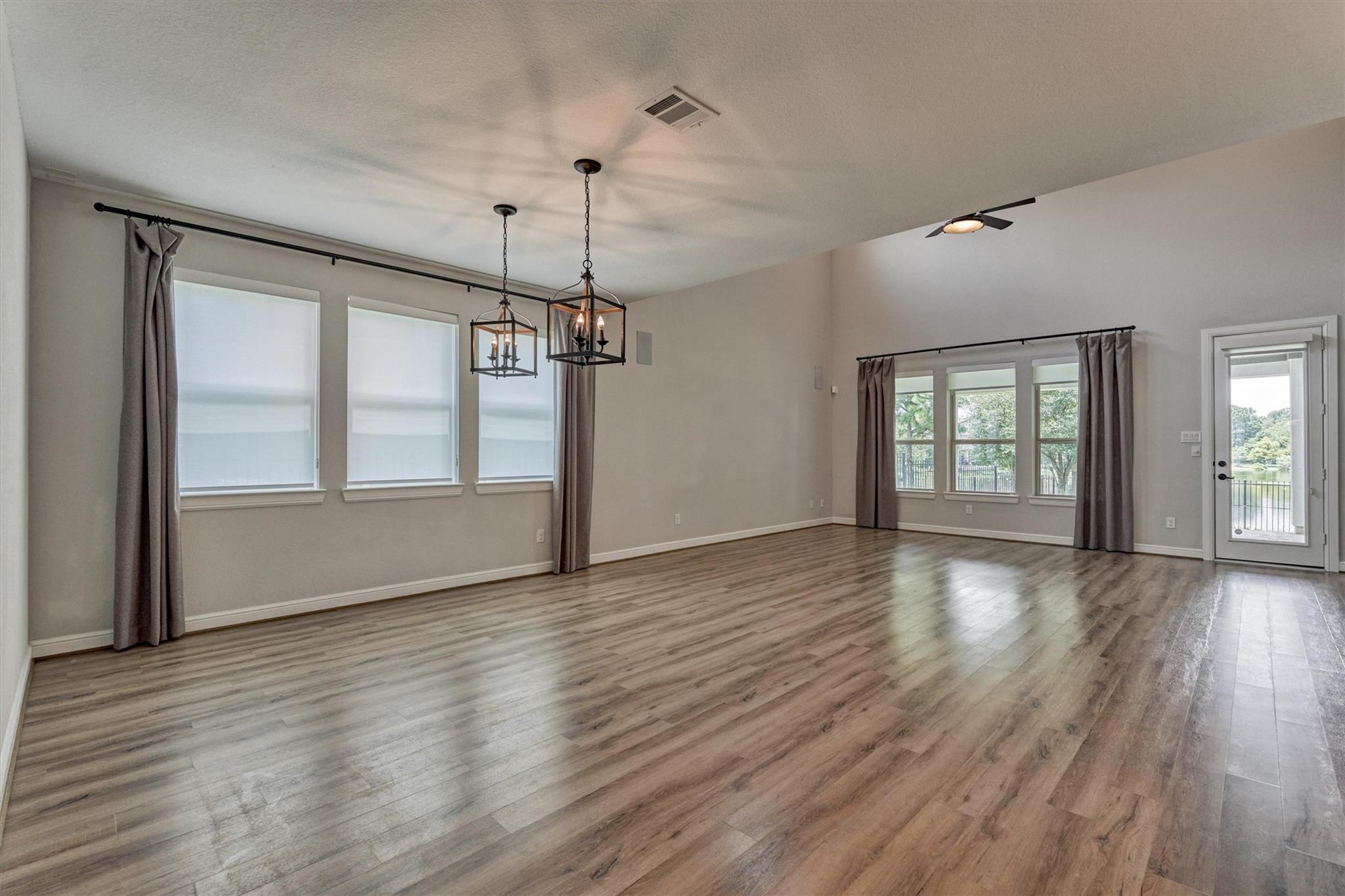 11 Shumard Oak Drive