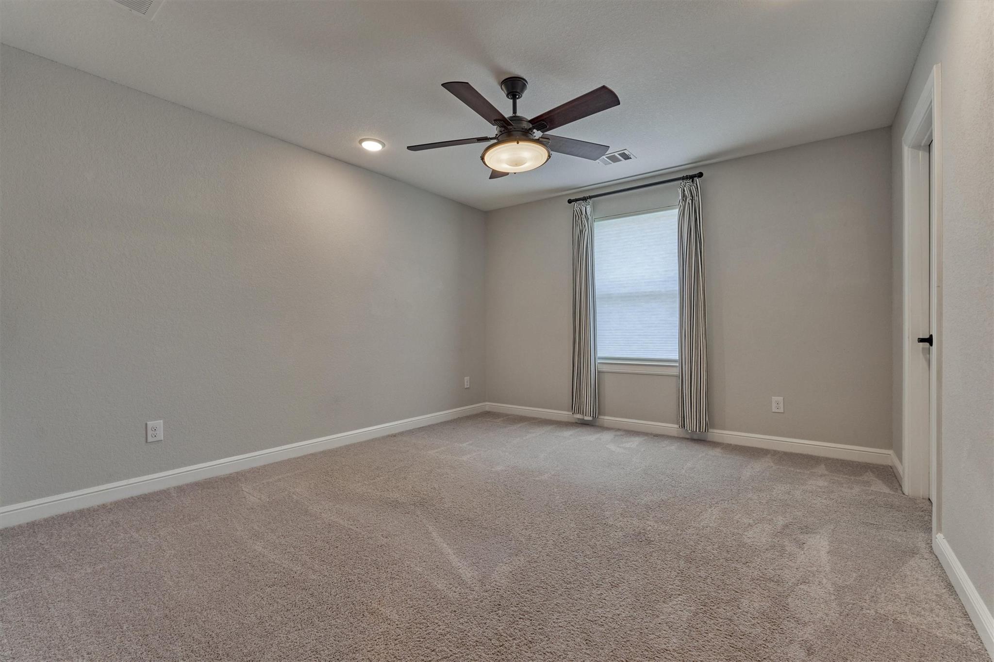 11 Shumard Oak Drive