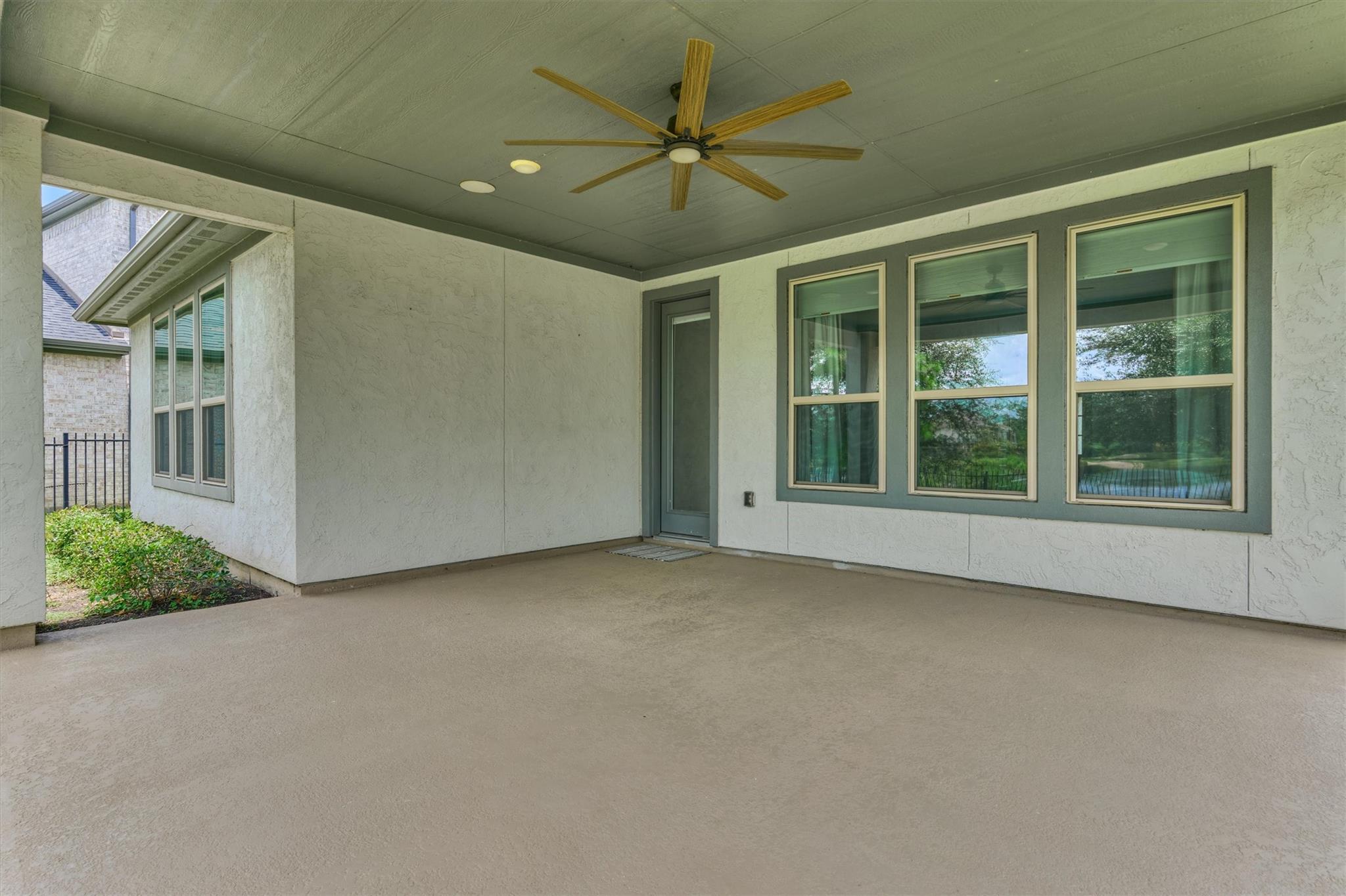 11 Shumard Oak Drive