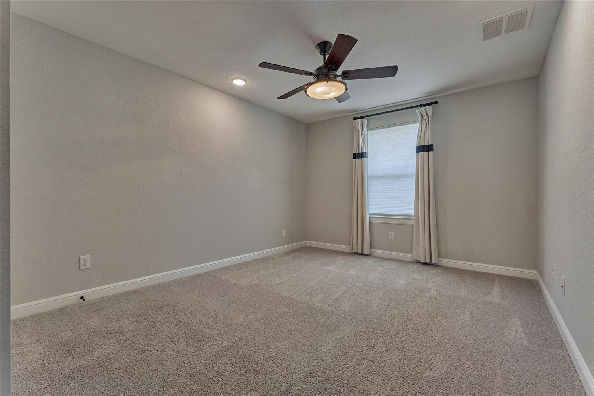 11 Shumard Oak Drive