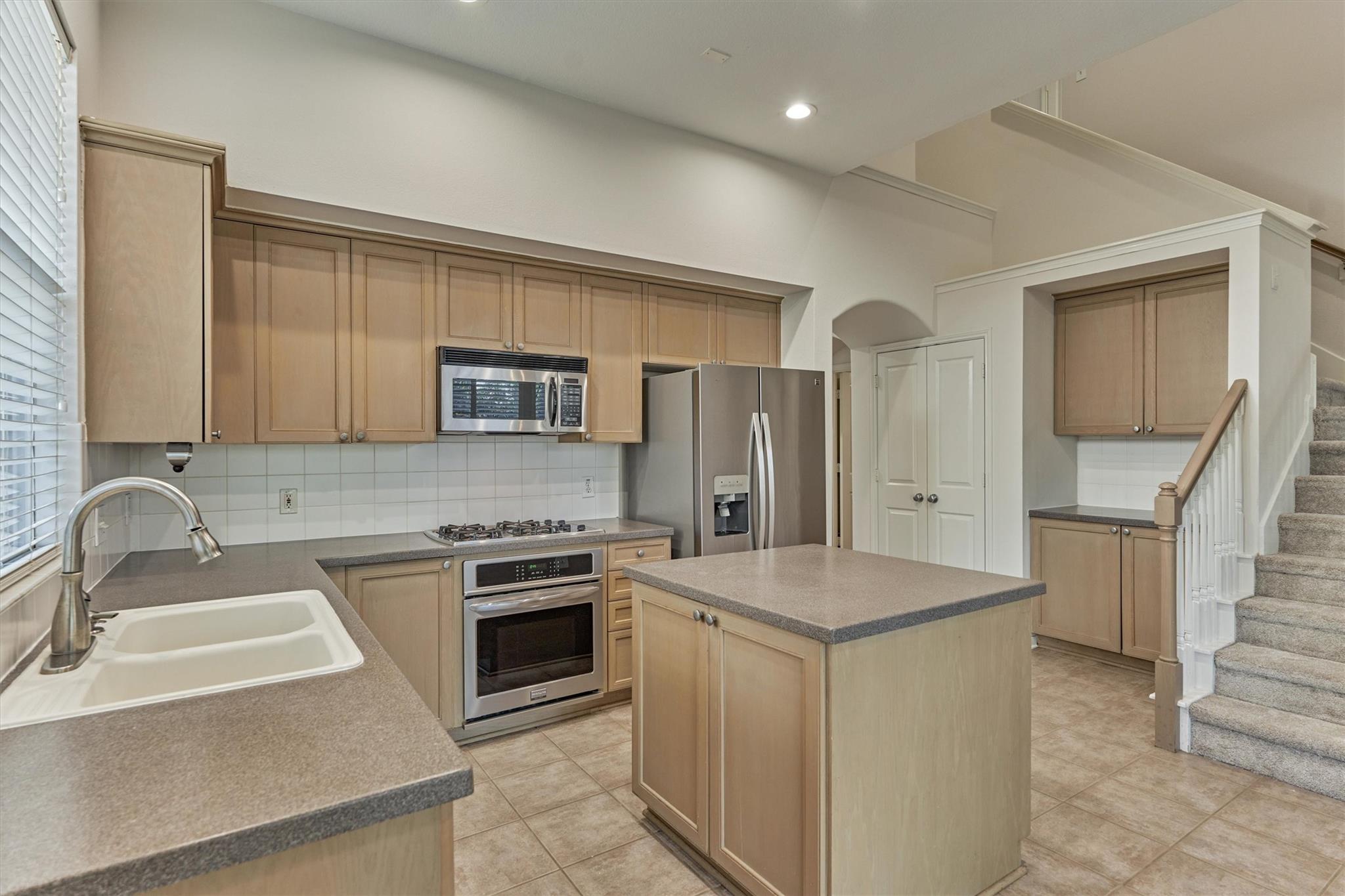 89 N Apple Springs Circle