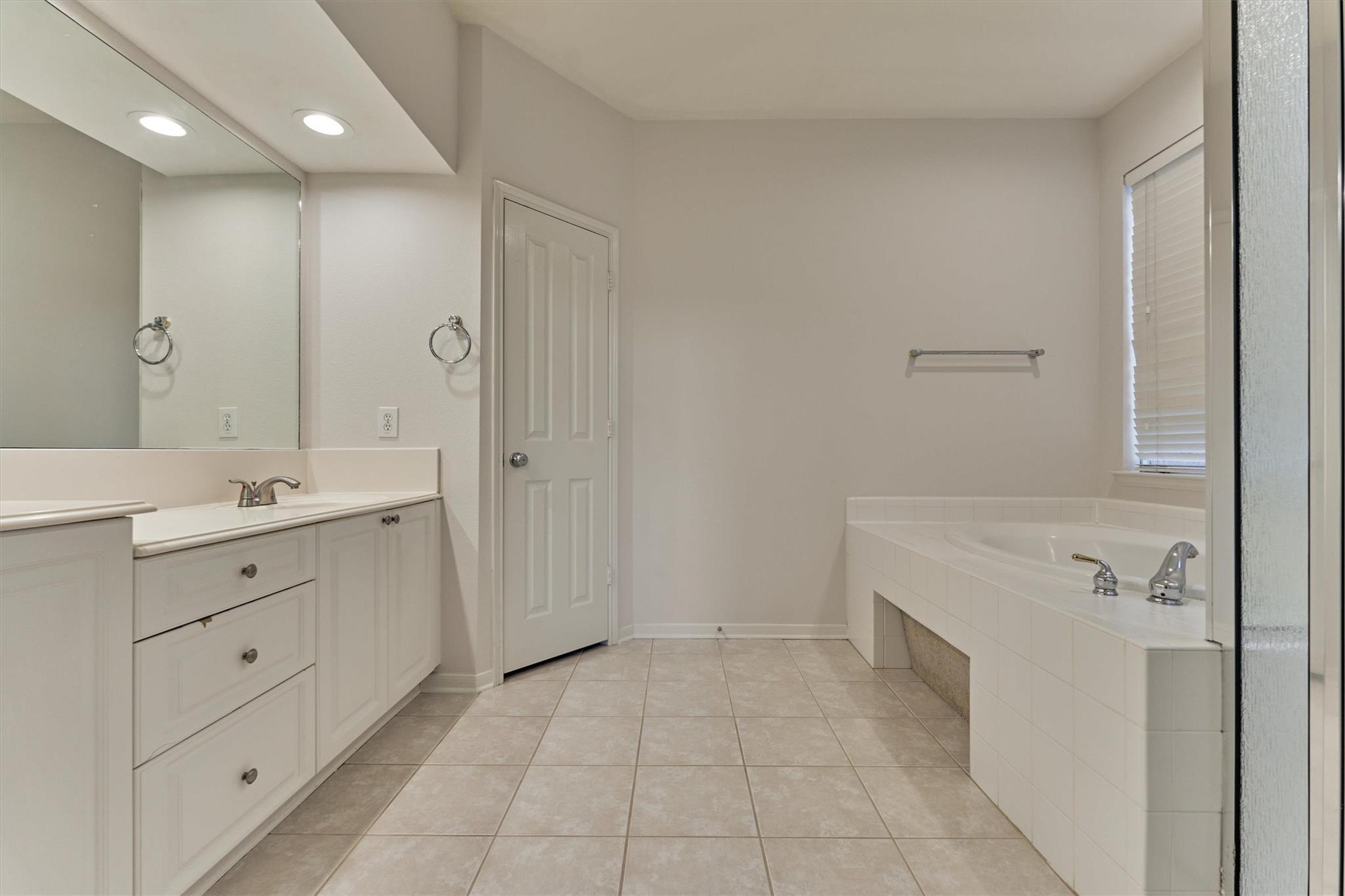 89 N Apple Springs Circle