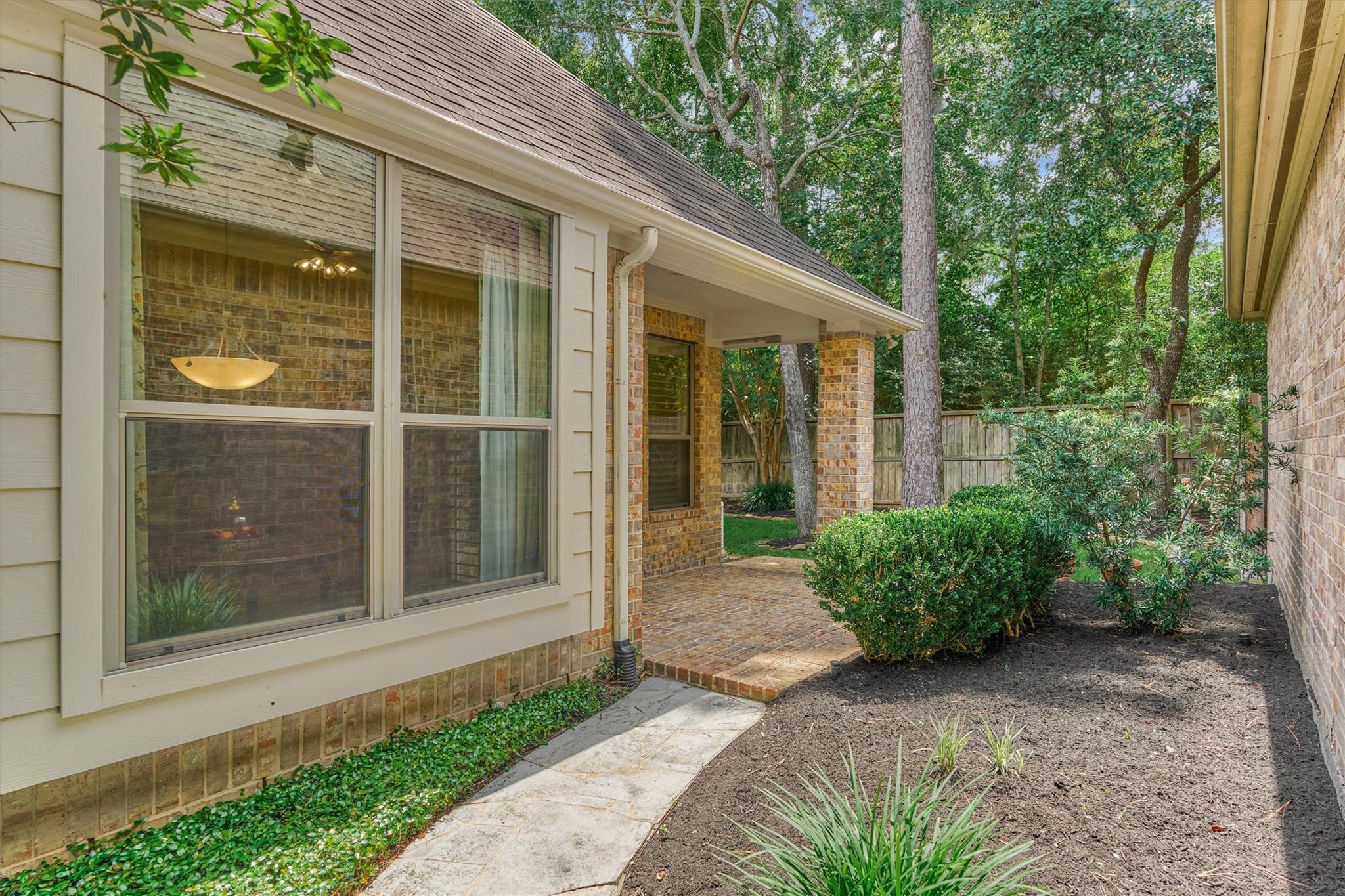 42 Carlyle Place