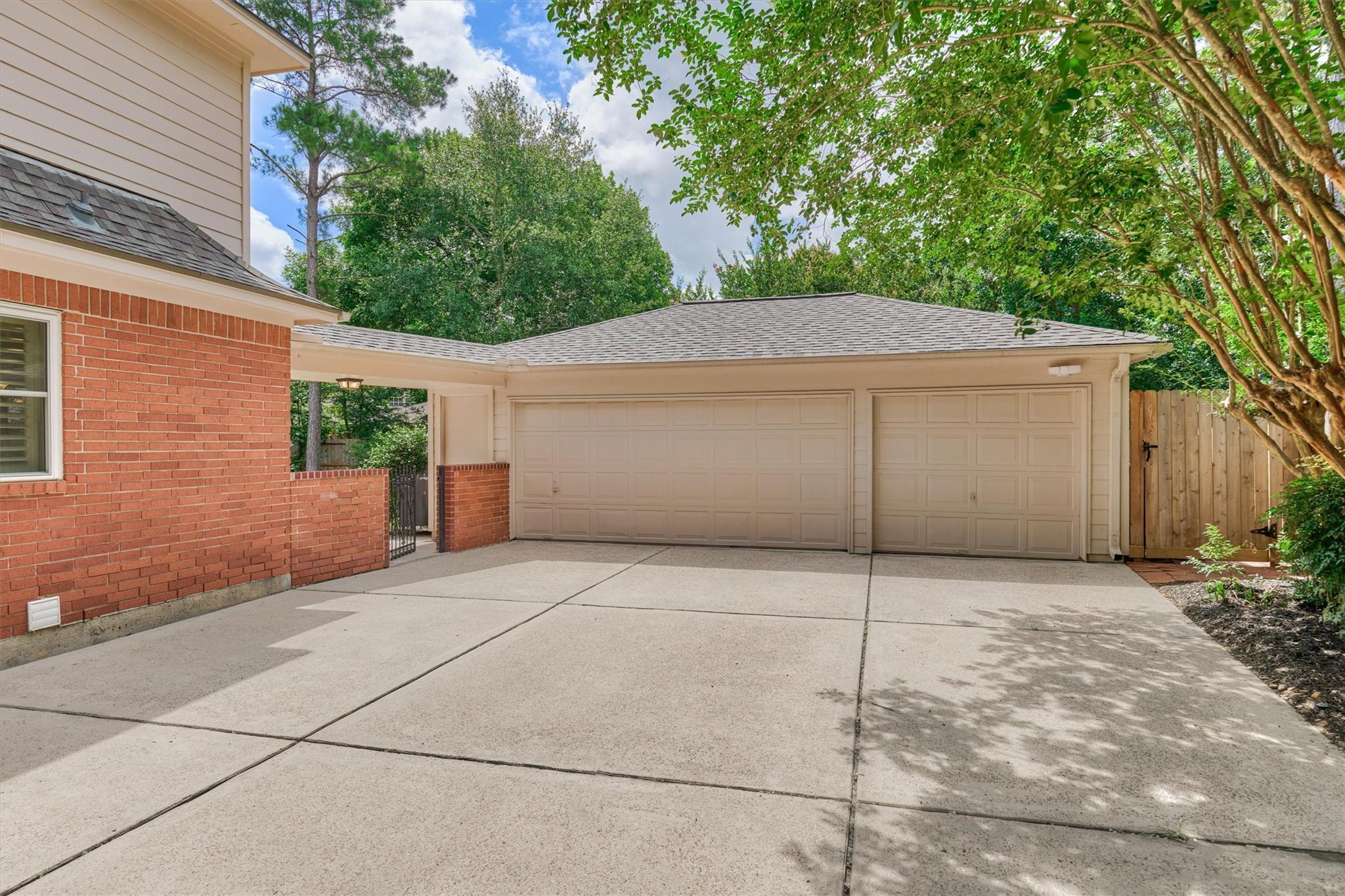 14 Feather Branch Court
