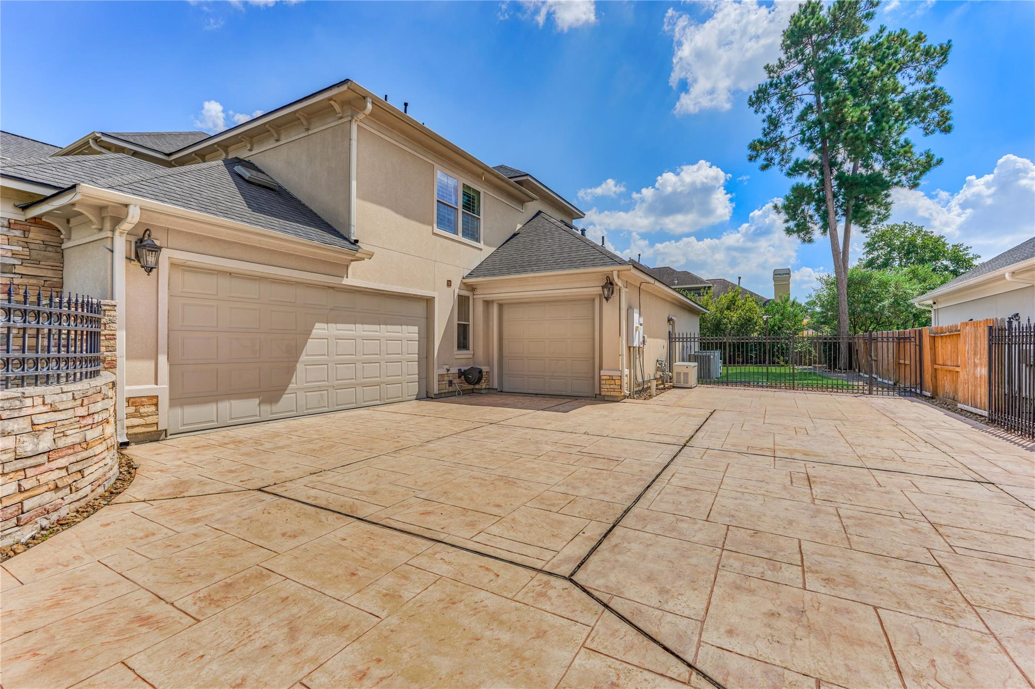 8003 Marshall Falls Drive