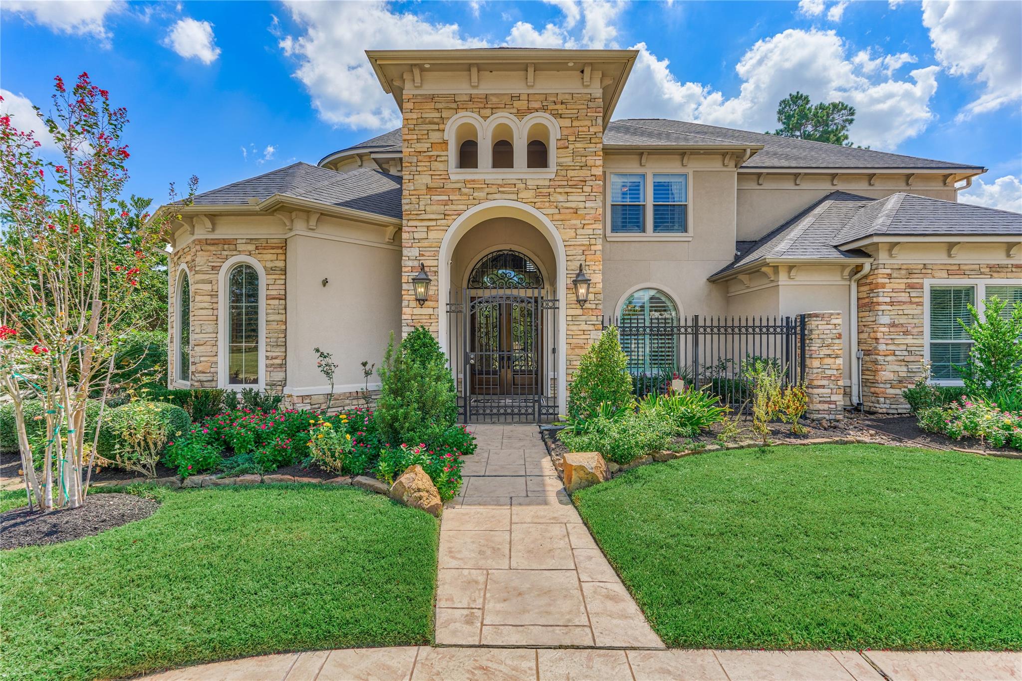 8003 Marshall Falls Drive