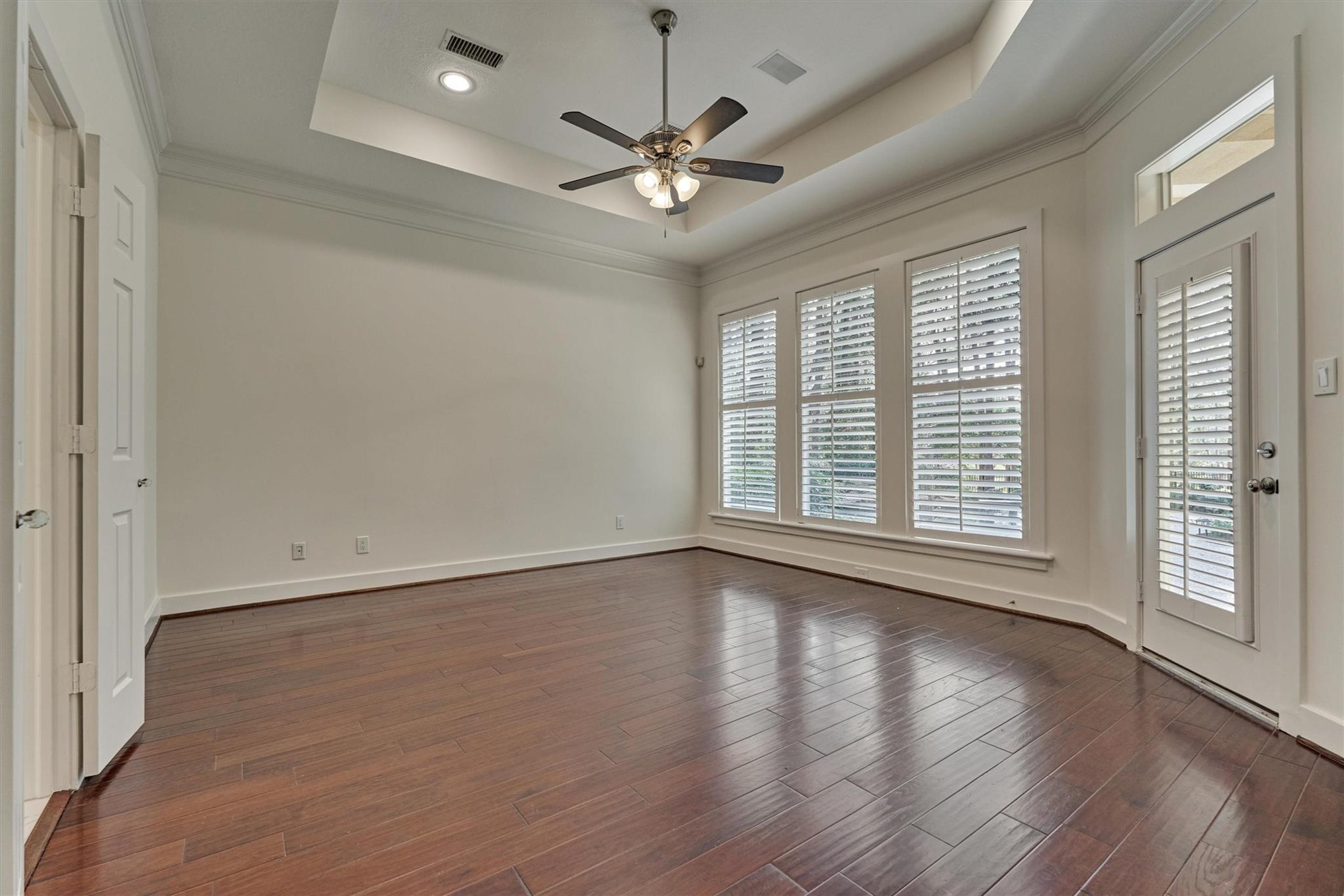 43 Meadow Brook Place