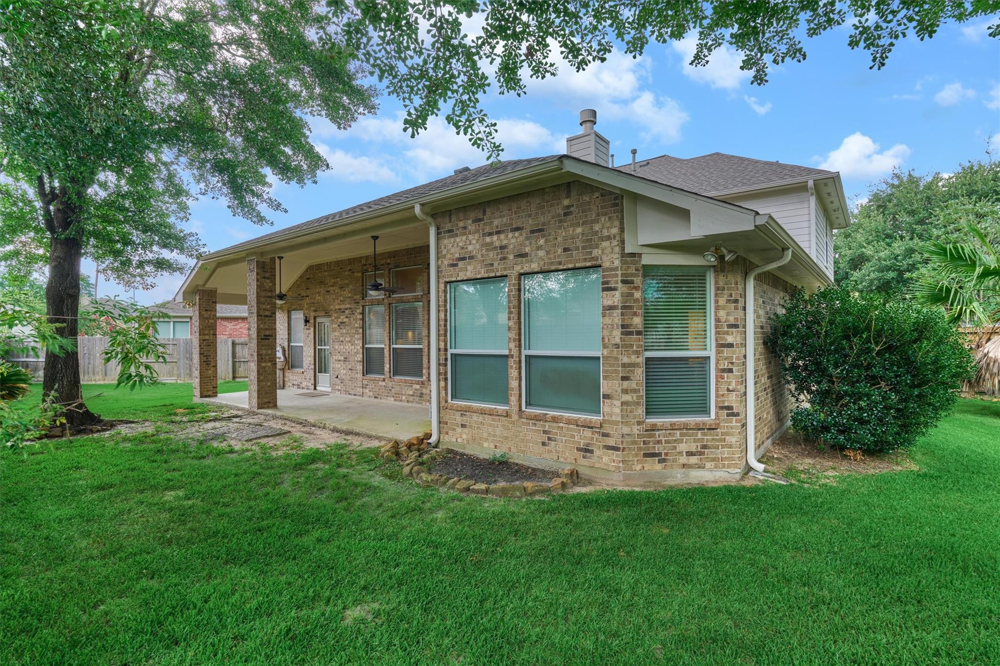 8406 Oak Villa Court