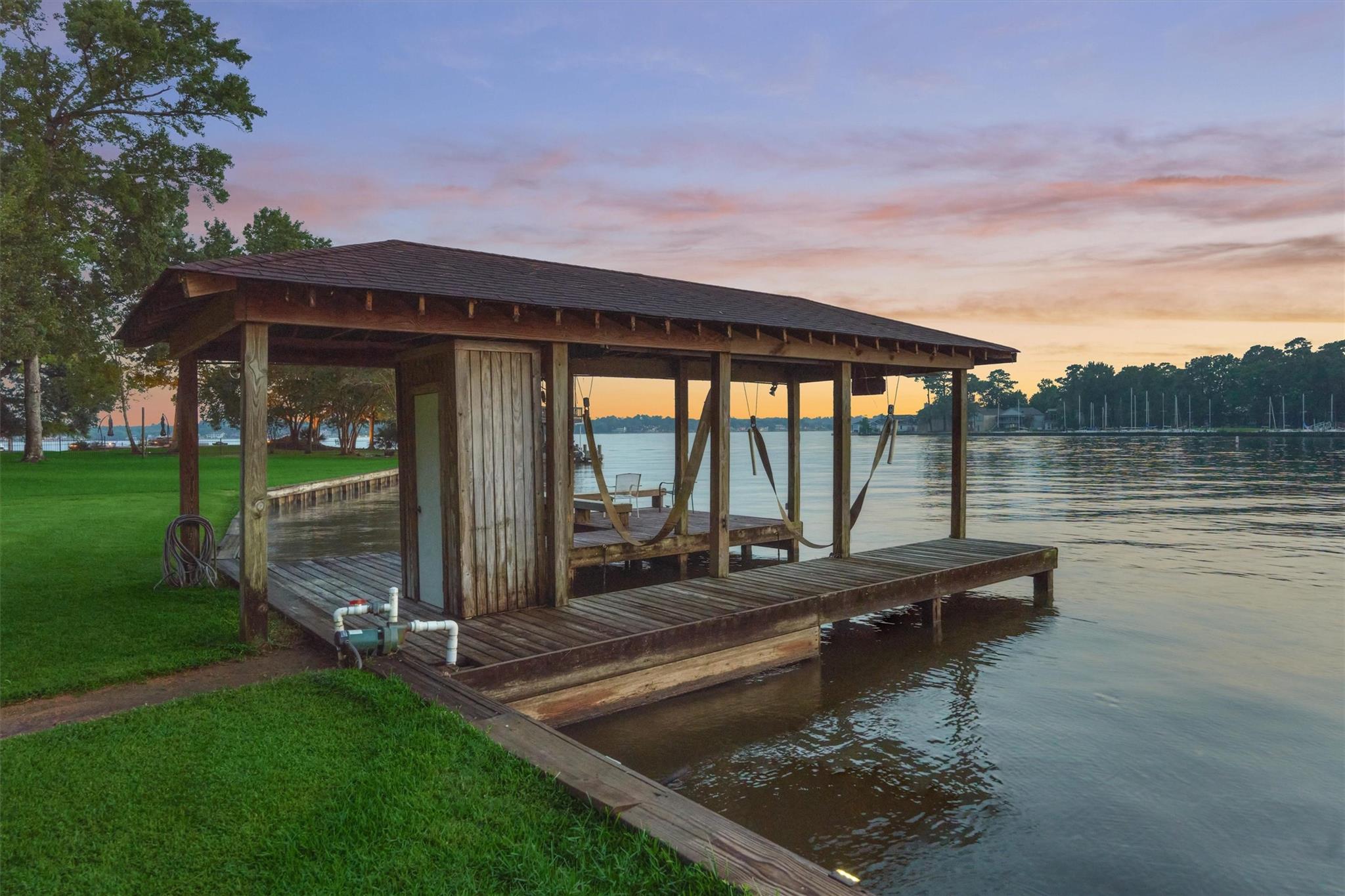 1113 River Road