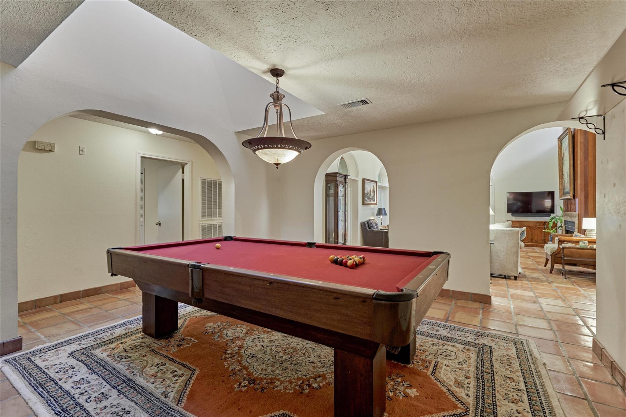 1113 River Road