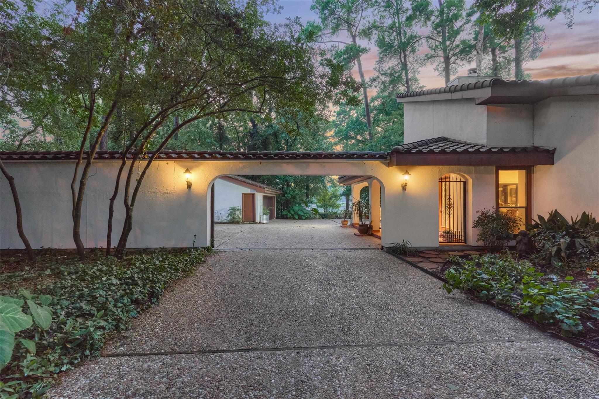 1113 River Road