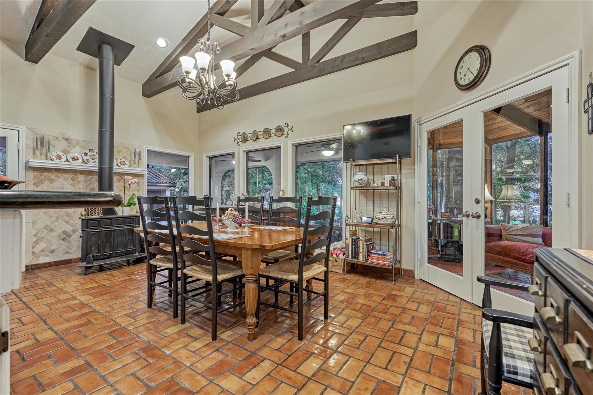 1113 River Road