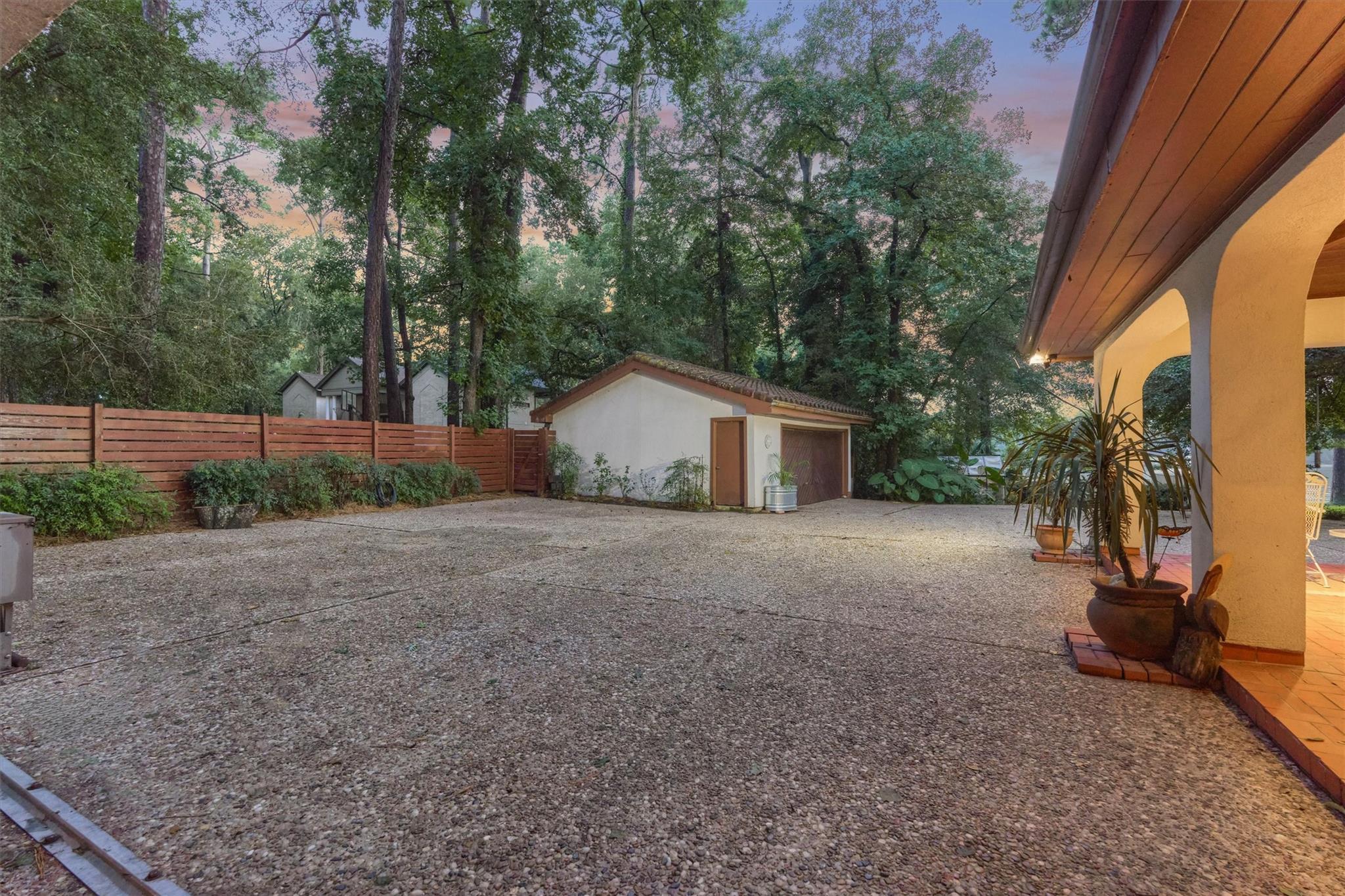 1113 River Road